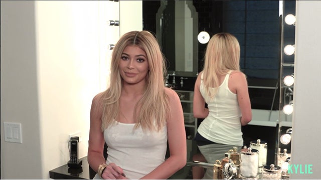 Kylie Jenner Denies Breast Implant Surgery Reveals Her Secret To Ample Cleavage Entertainment 