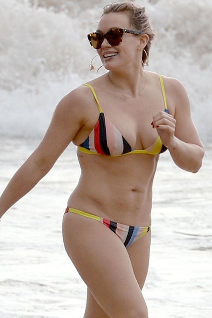 Hilary Duff Shows Off Her Smokin Bikini Bod In Hawaii Entertainment