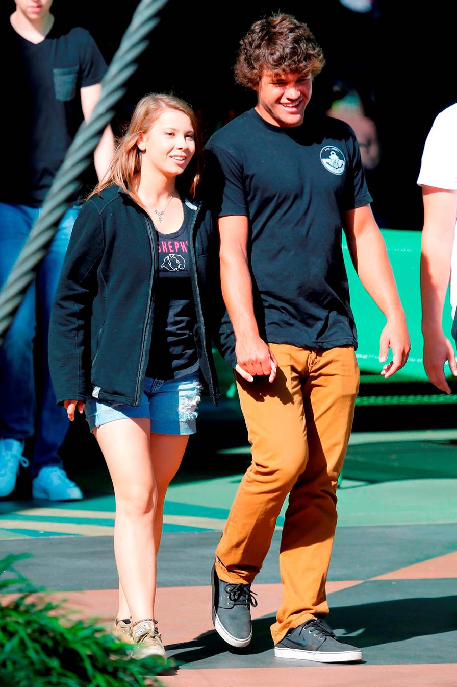 Bindi Irwin And Chandler Powell Are The Cutest Couple Ever At Disney