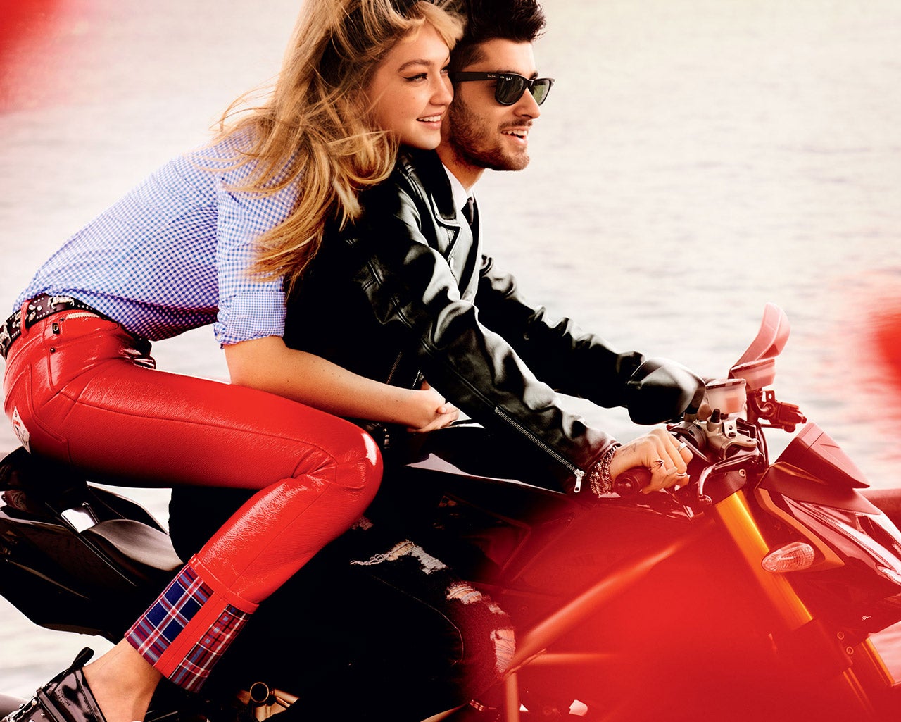 Gigi Hadid And Zayn Malik Look Crazy In Love And Beautiful In Romantic Vogue Photoshoot 