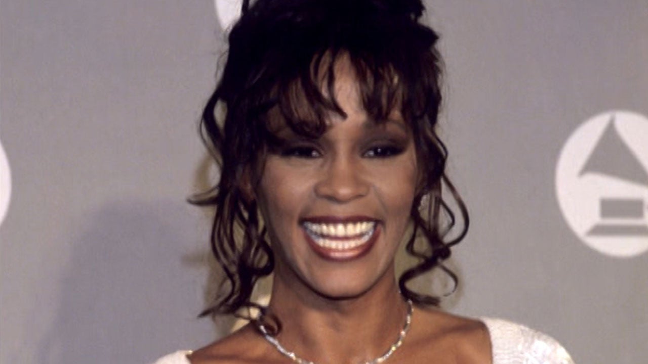 Whitney Houstons Wedding Dress Passport And More Going Up For Auction Entertainment Tonight 8376