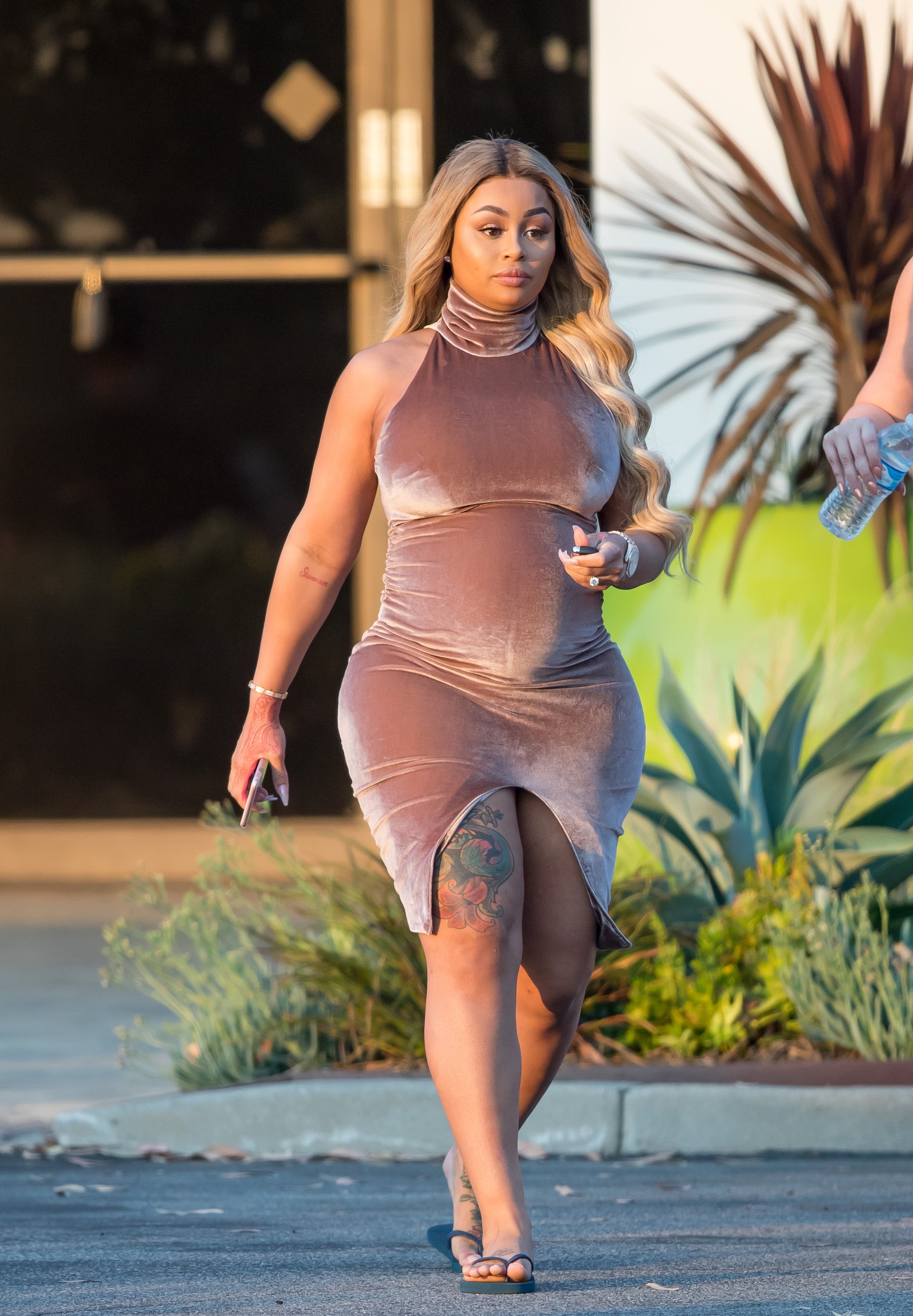 Blac Chyna Shows Off Her Baby Bump in Velvet Body Con Dress Amid Rob