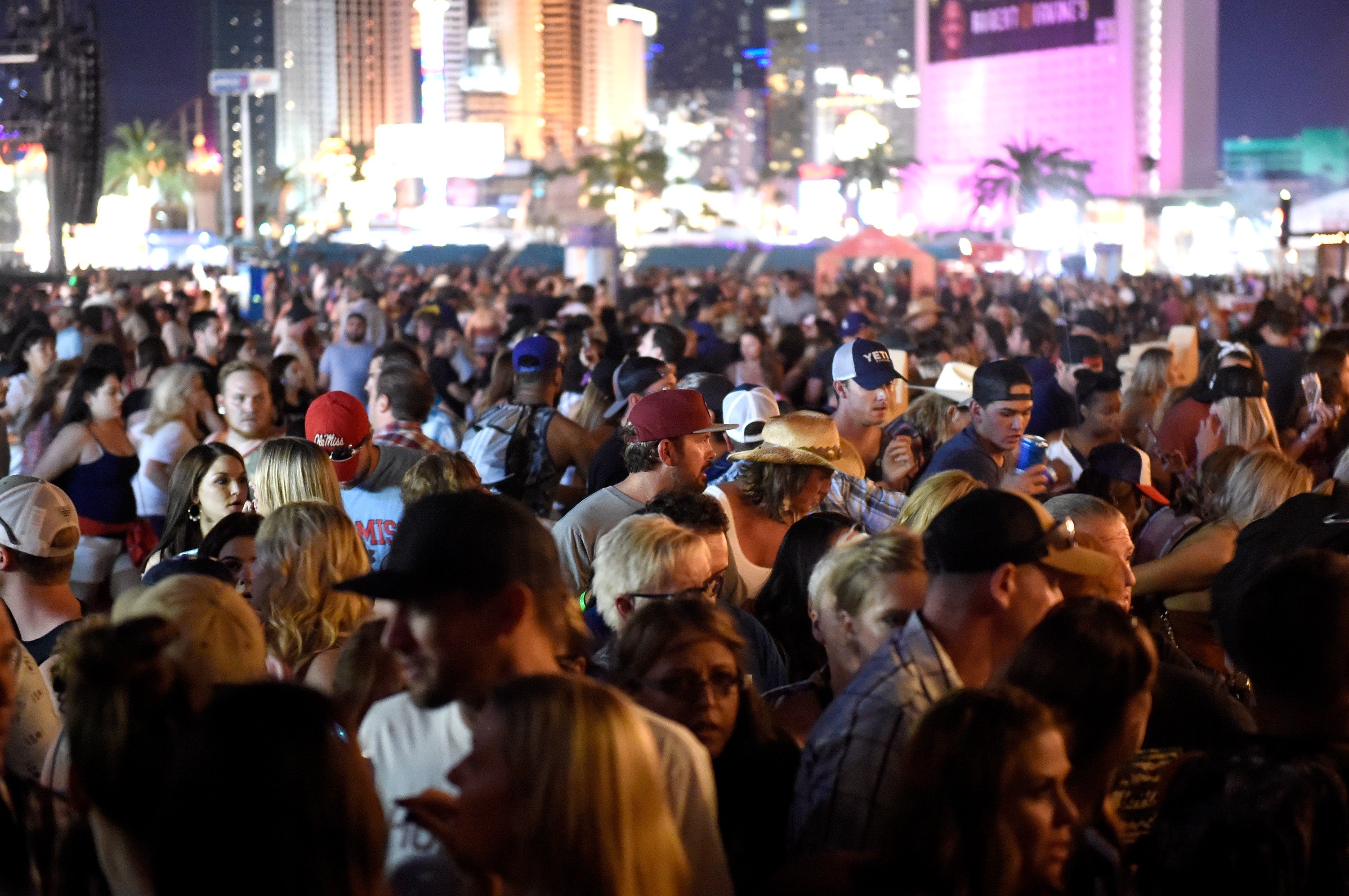 Concertgoer Describes Horrific Las Vegas Shooting People Were Getting Shot Left And Right 9021