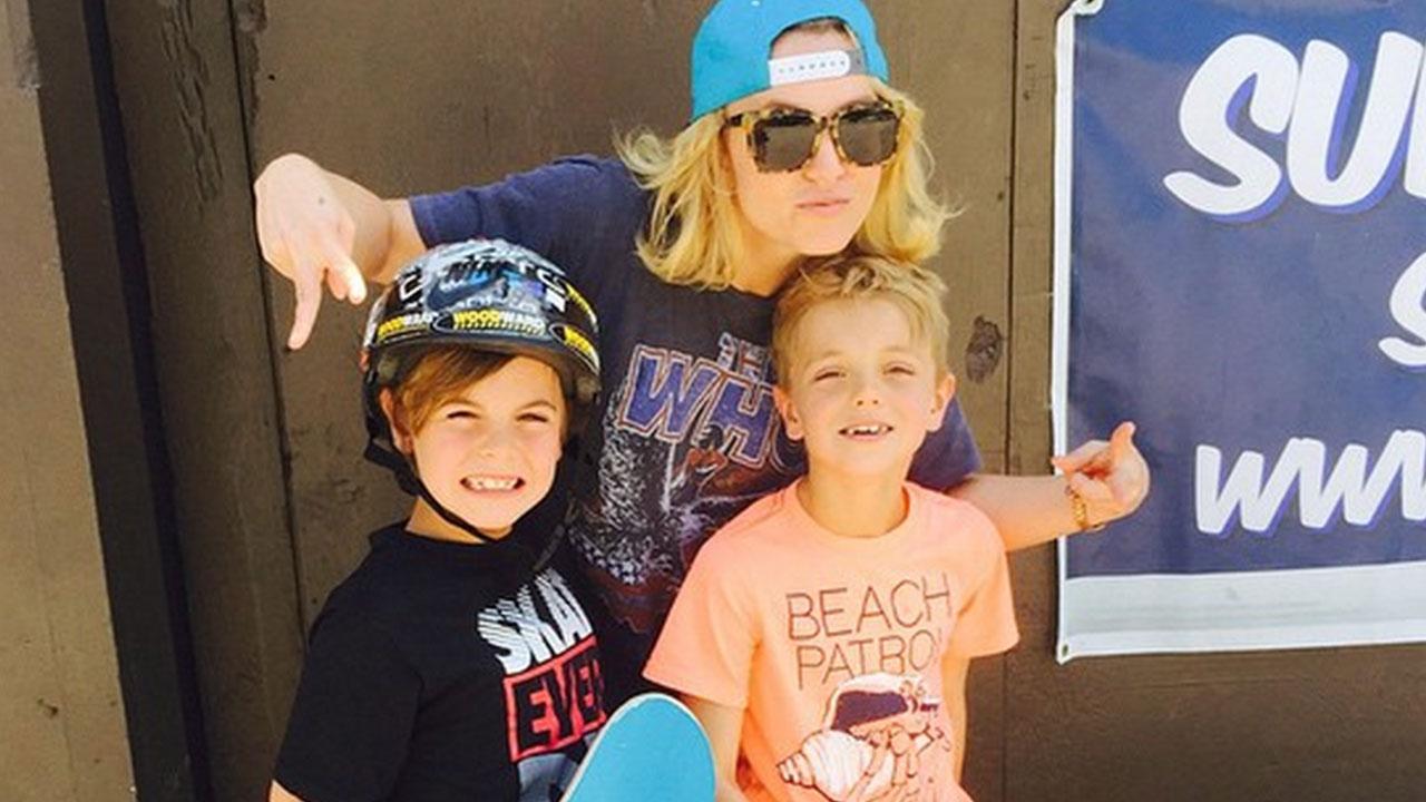 Britney Spears Celebrates Sons' Birthday With Fun Skater-Themed Party ...