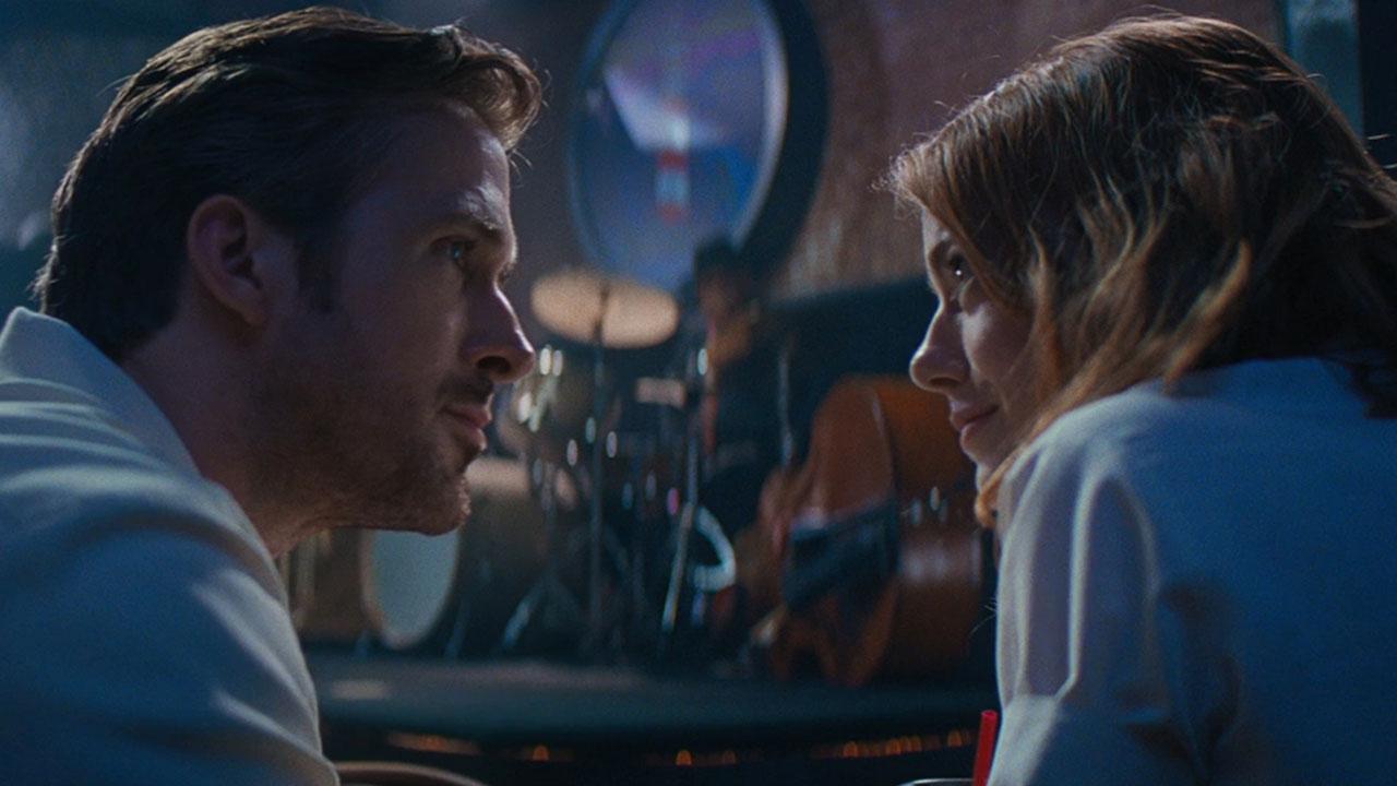 Ryan Gosling Serenades Emma Stone In La La Land Trailer Watch Now Entertainment Tonight 1273