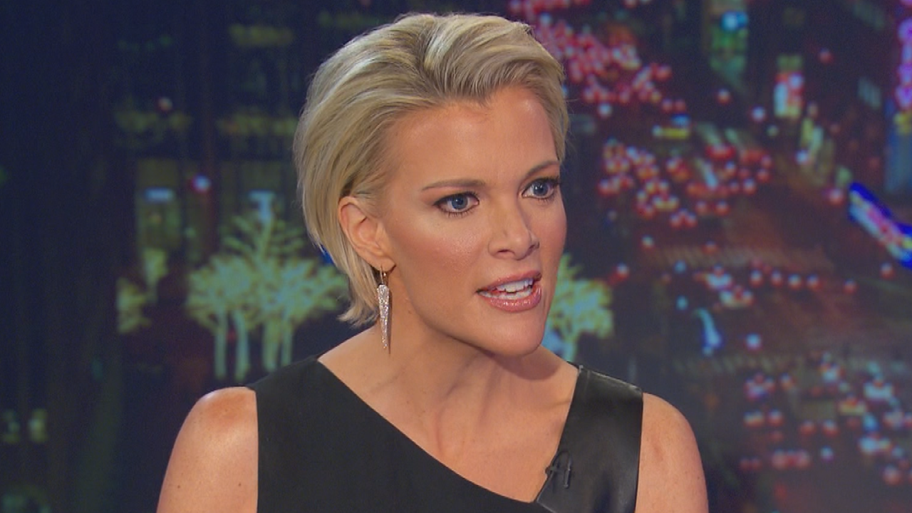 Megyn Kelly Brushes Off Her RNC Dress Haters: 'I Can Be Smart And ...