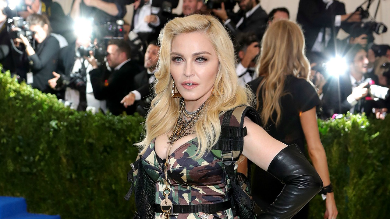 Madonna Shows Off Her Fit Bod In Naked Selfie See The