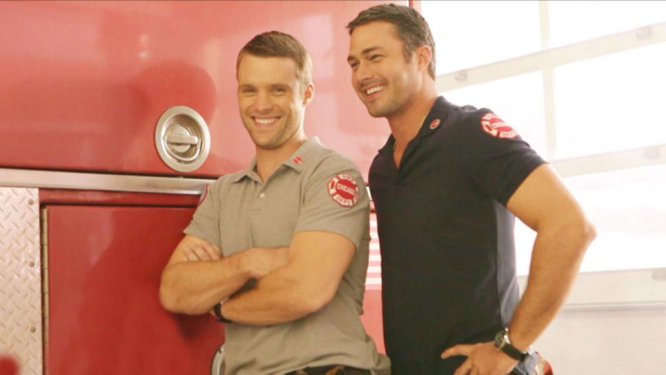 Et Behind The Scenes The Stars Of Chicago Fire Sizzle In Sexy Photo