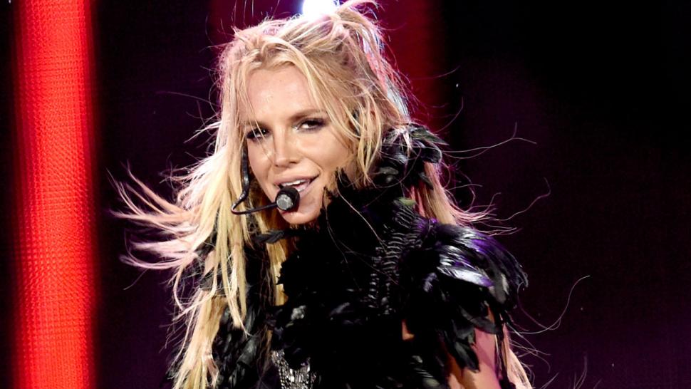 Britney Spears Shows Off Toned Body In Skimpy New Outfit For Her Vegas Show Entertainment Tonight 7575