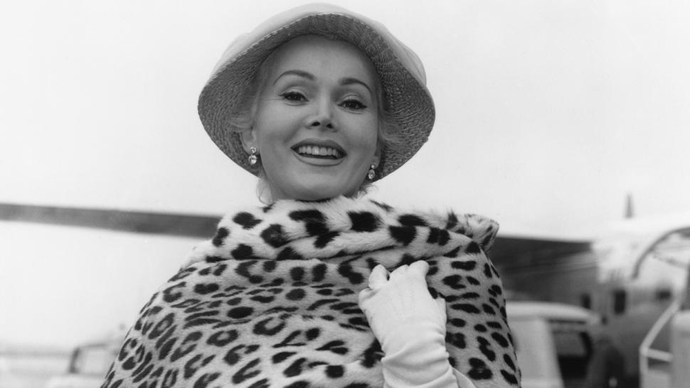 Zsa Zsa Gabor Laid To Rest Following Intimate Beverly Hills Funeral Service Entertainment Tonight 1091