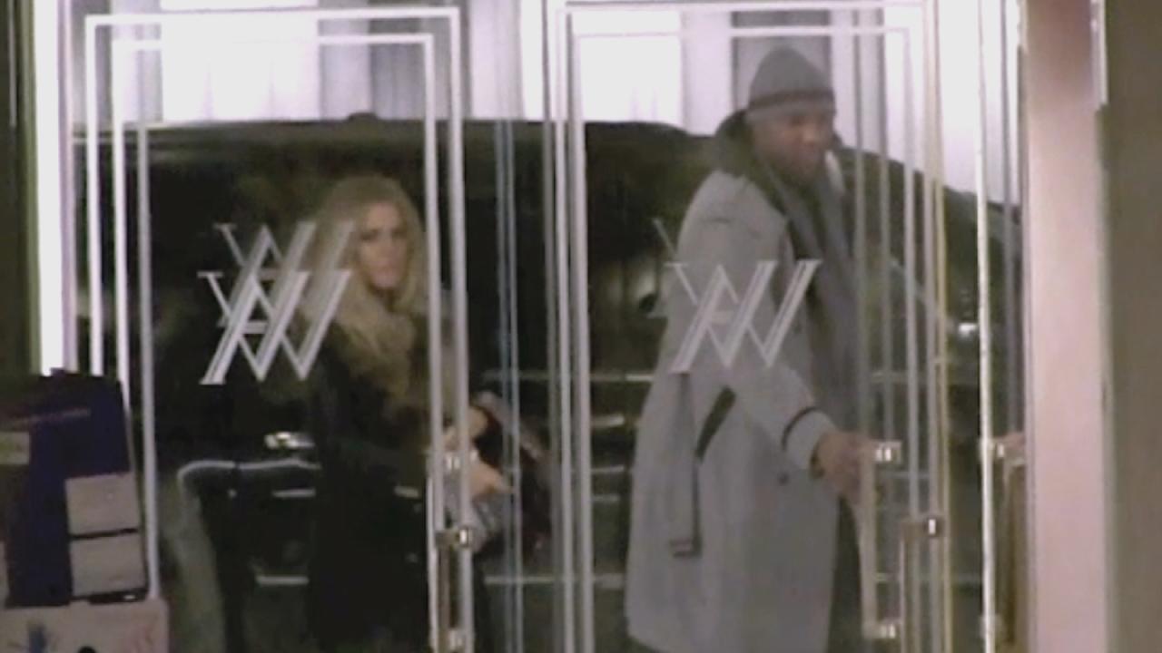 EXCLUSIVE: See the First Video of Lamar Odom Out and Walking With Khloe  Kardashian