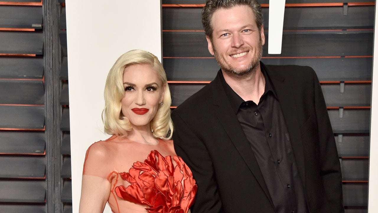 Watch Blake Shelton and Gwen Stefani's affectionate Christmas greeting  video - CBS News