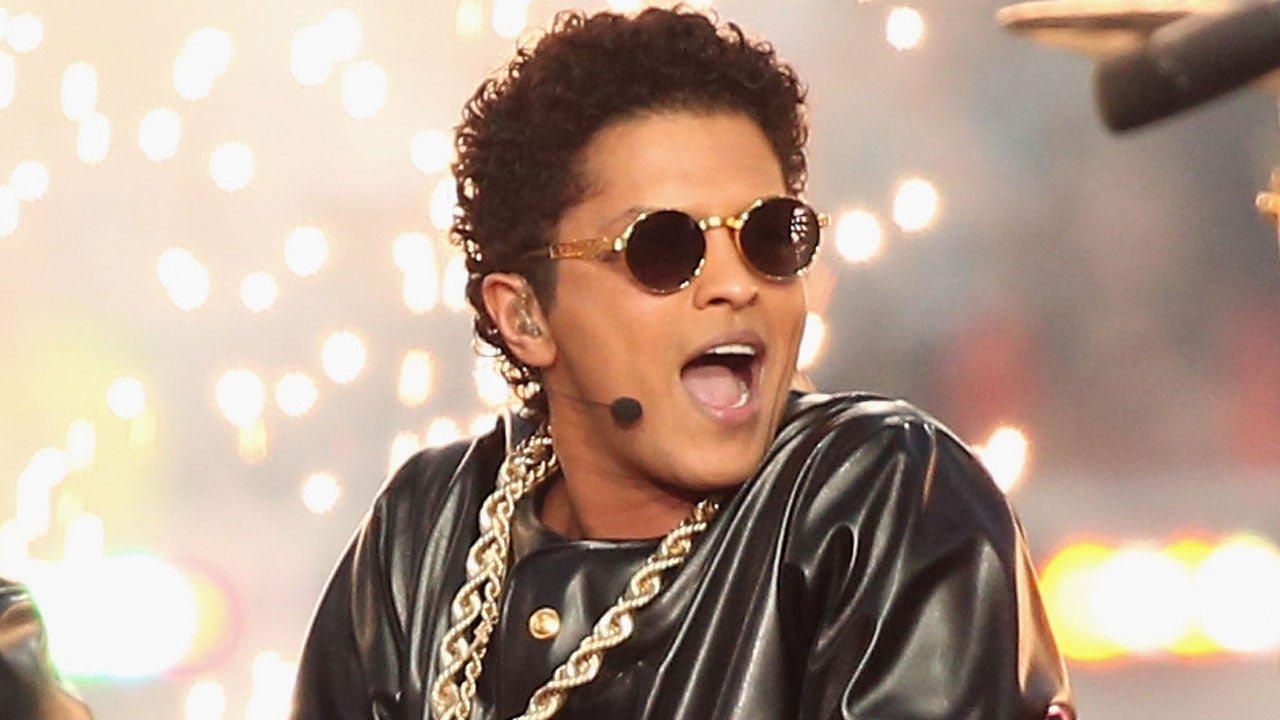 Bruno Mars Announces Massive 24K Magic World Tour | Entertainment Tonight