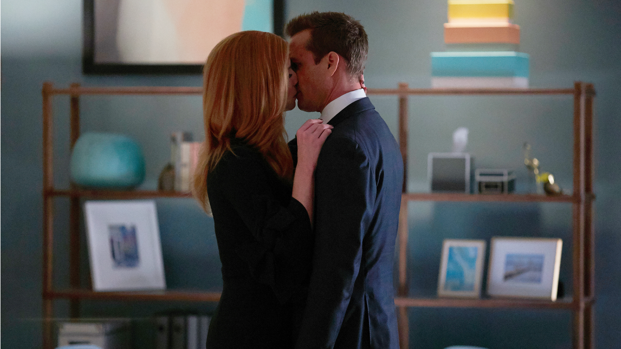 Exclusive Suits Star Gabriel Macht On Harvey And Donnas Big Finale