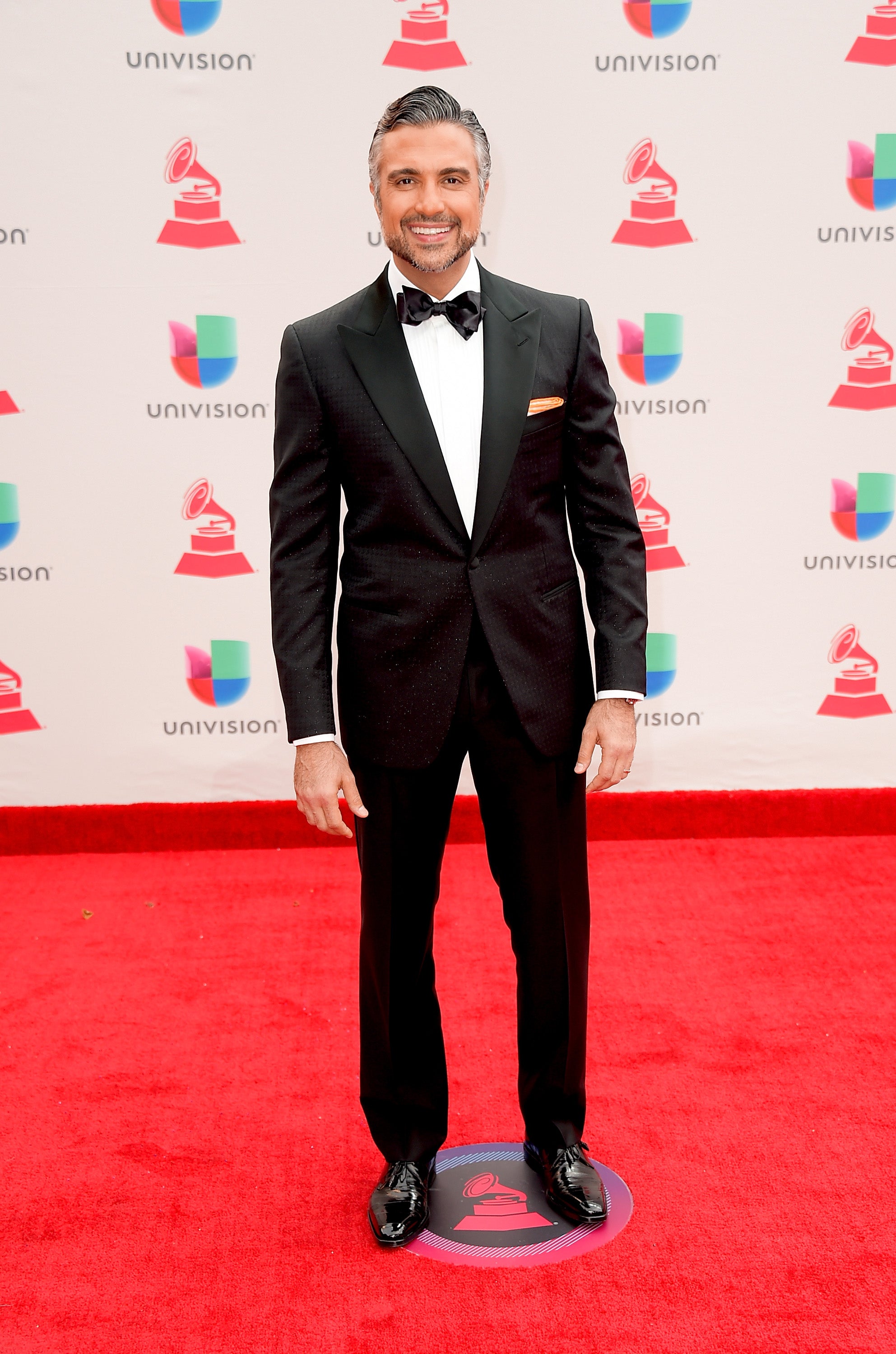 Latin Grammys Red Carpet 2017: See photos of what the stars are