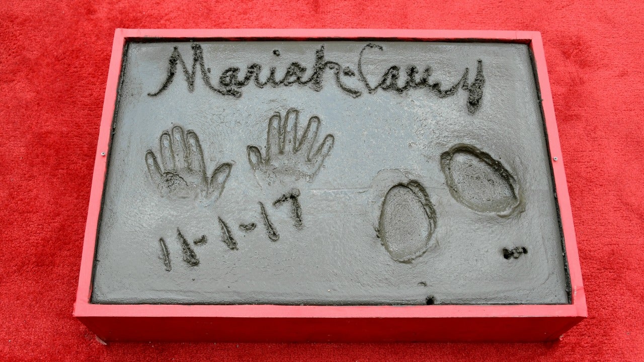 MARIAH_CAREY_FOOTPRINTGettyImages-869088182