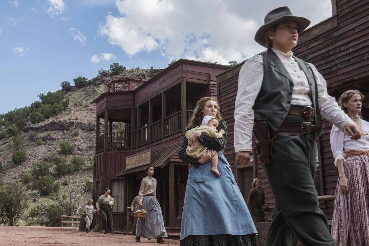 Women make a stand in Old West in Netflix miniseries, 'Godless