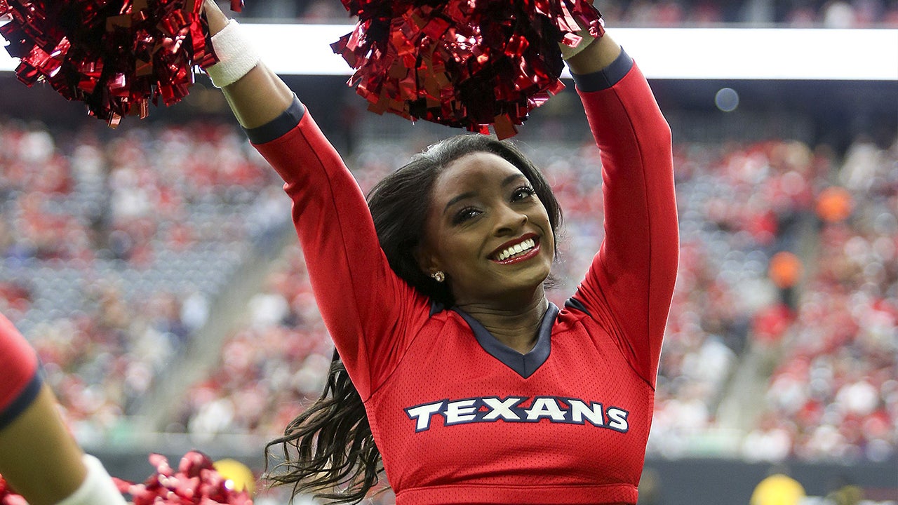 Simone Biles Slays Guest Performance With Texans Cheerleaders