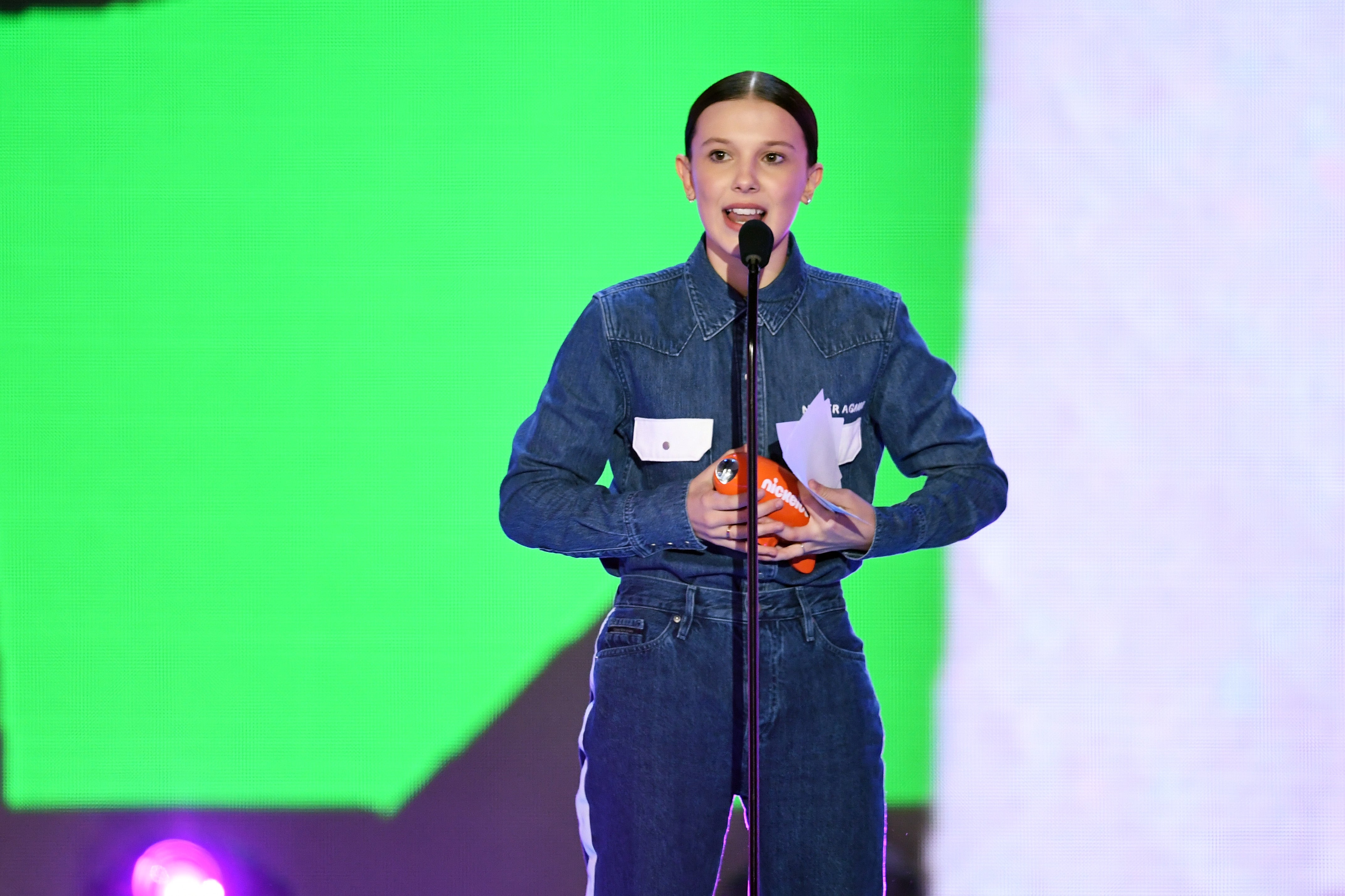 Millie Bobby Brown's 2018 Kids' Choice Awards Look Paid Homage to