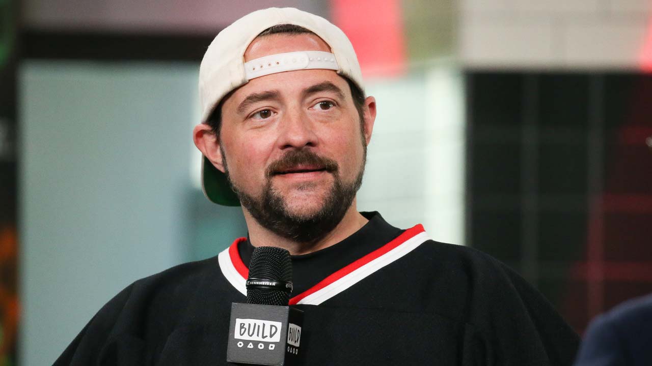 Kevin Smith celebrates major weight loss