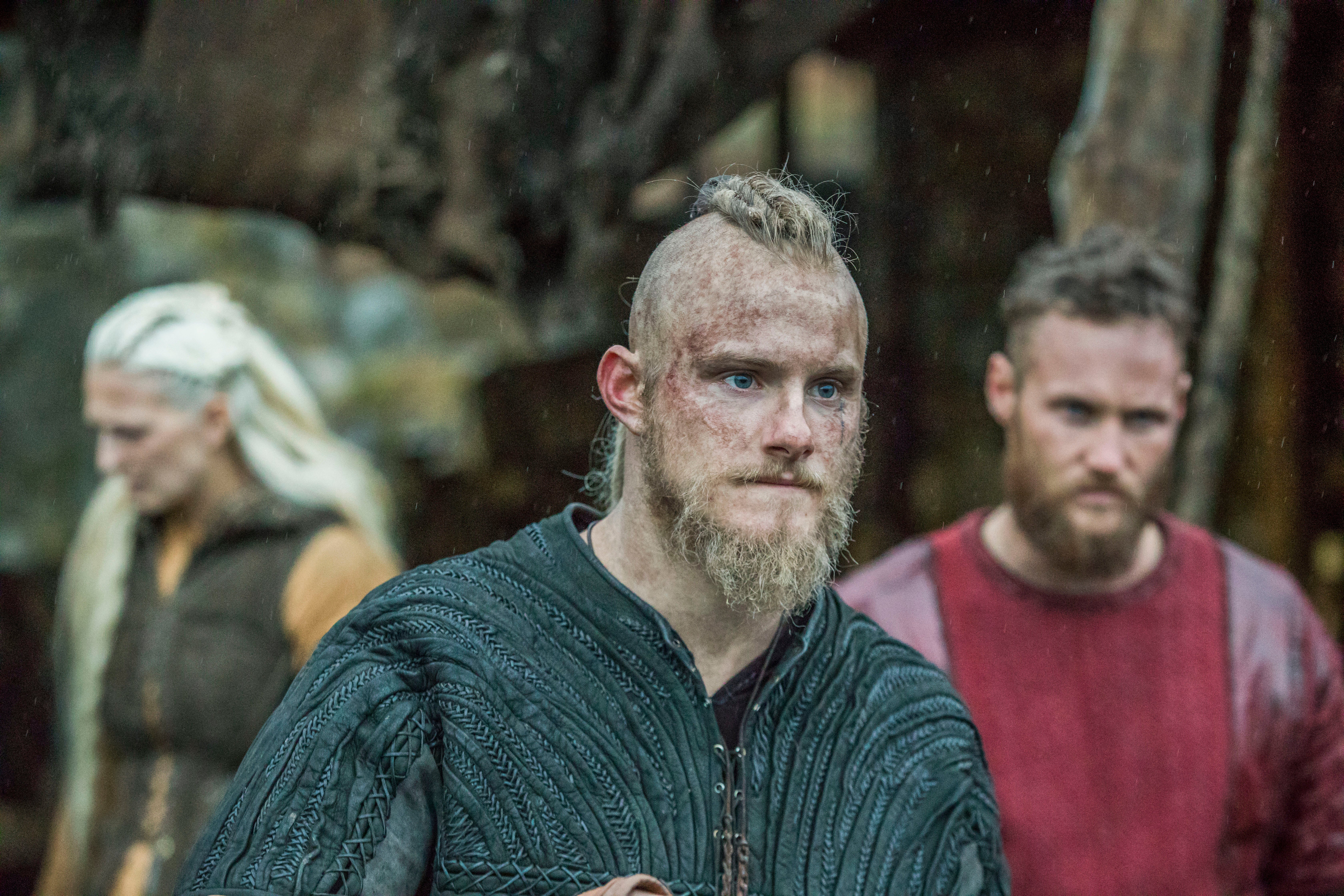 Bjorn Ironside sings country?' Vikings' Alexander Ludwig amazed by