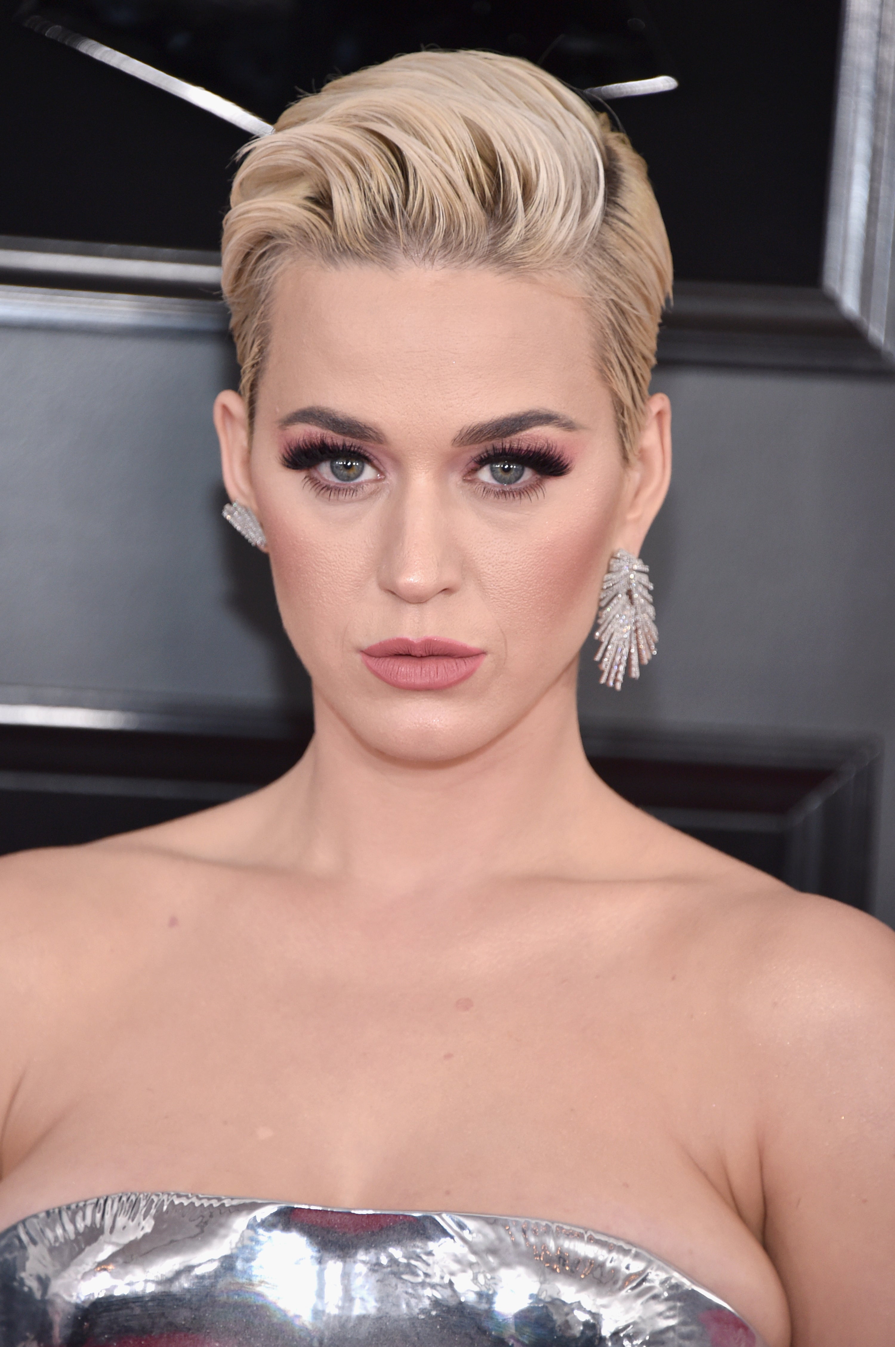 Katy perry dress grammys hot sale 2019