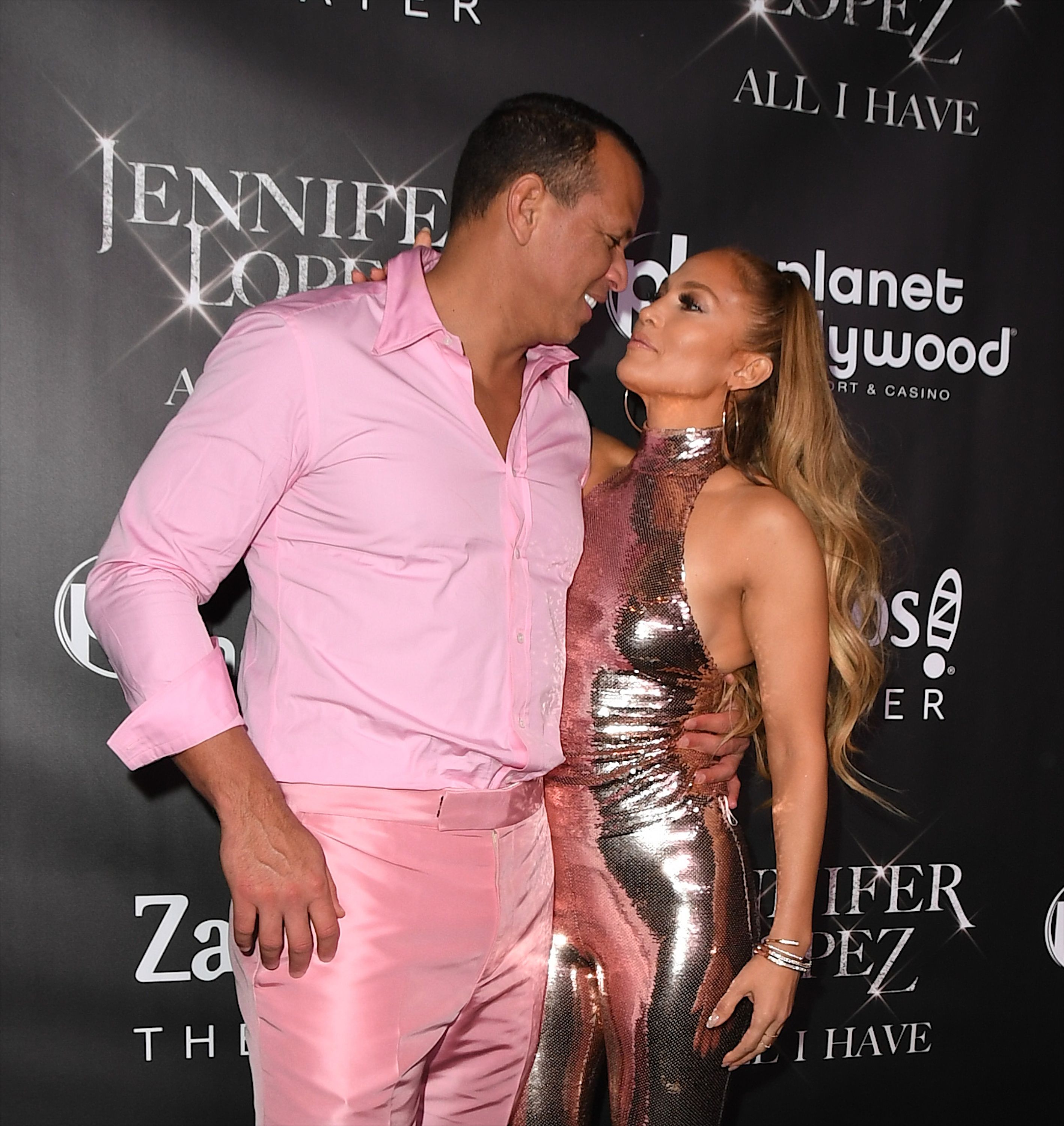 What Is the Age Difference Between Jennifer Lopez and Alex Rodriguez?