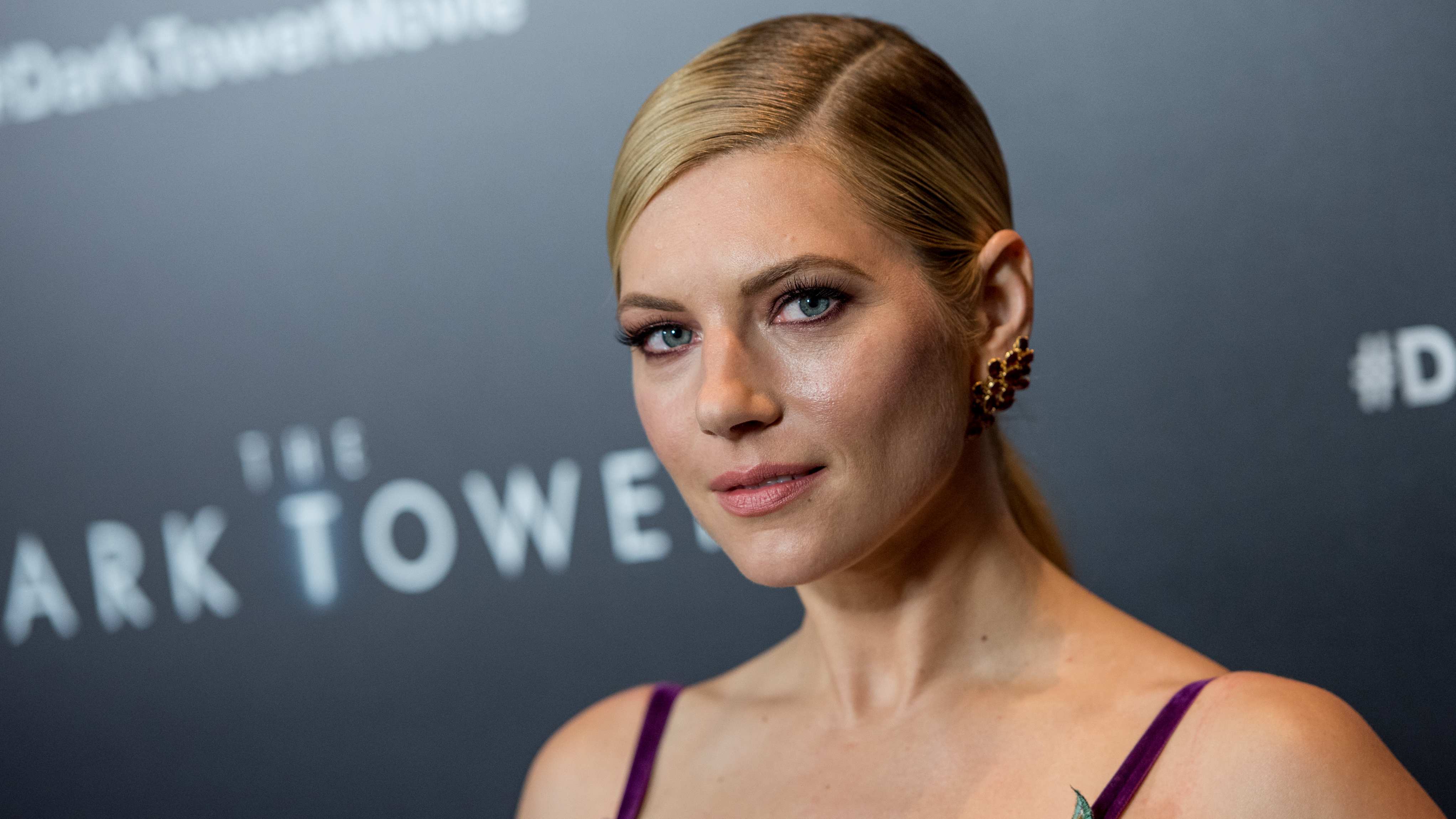 Vikings' Lagertha actress' stunning photo elicits reaction from 'Bjorn  Ironside