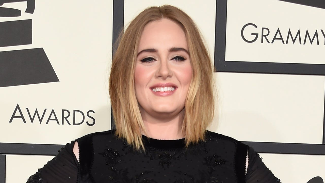 Adele shows off body transformation as she hangs on the beach