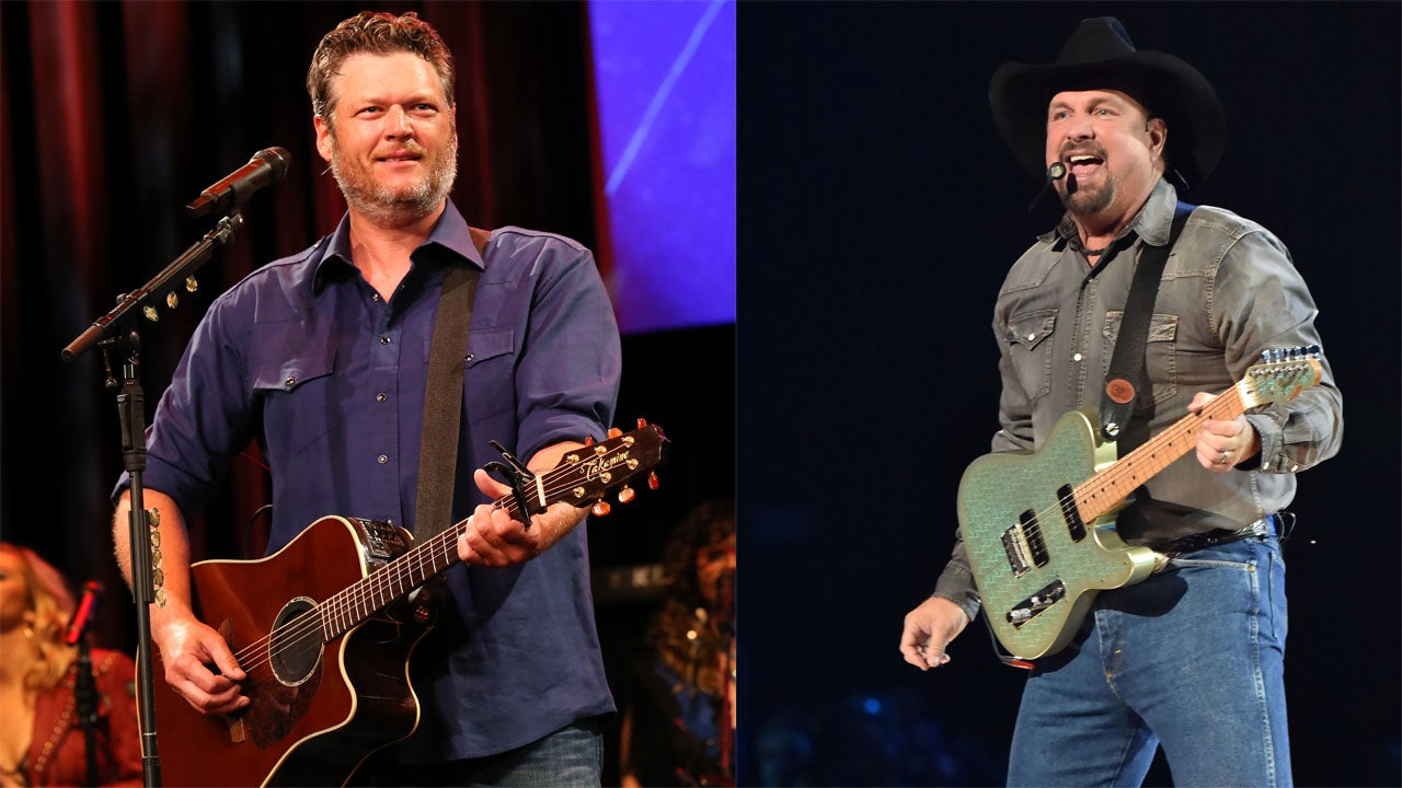 Watch Garth Brooks and Blake Shelton Surprise Crowd With Live 'Dive Bar'  Duet (Exclusive)