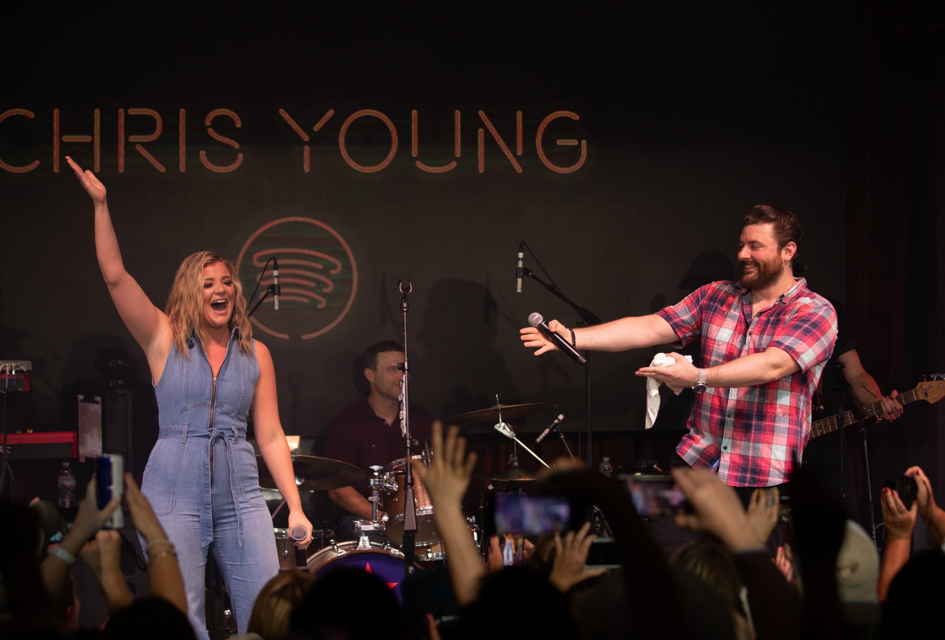 Chris Young Says He's Lost 60 Pounds - Country Now