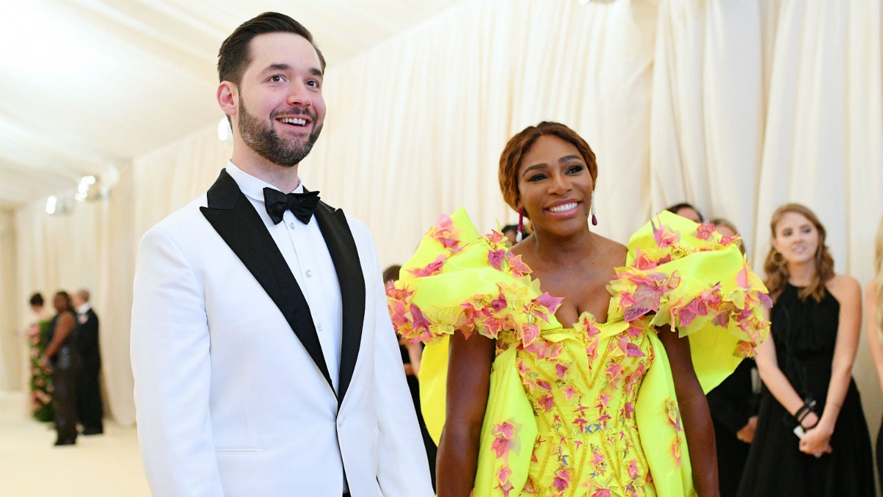 Serena Williams, Alexis Ohanian Strike Sweet Pose with Olympia at Niece's  Derby-Themed Wedding