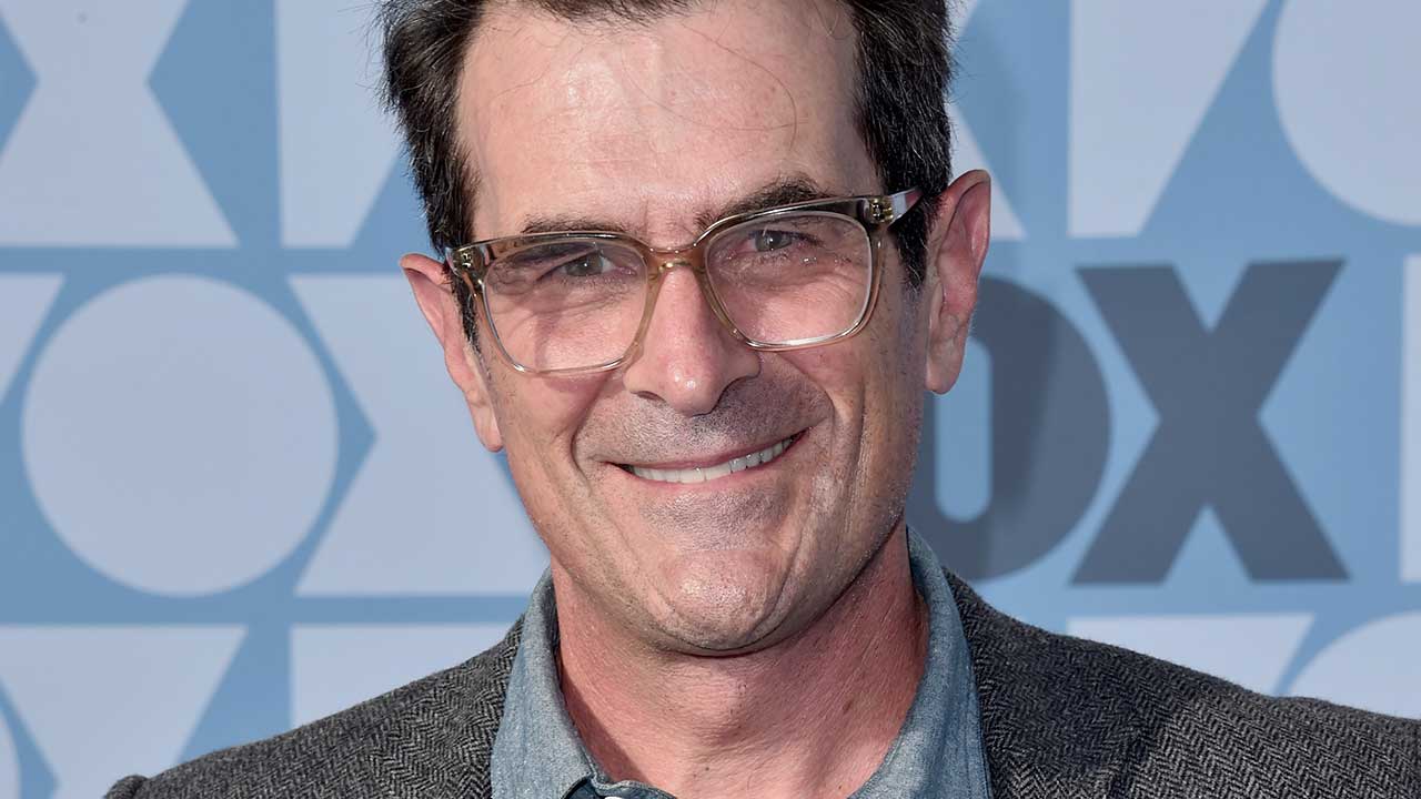 Ty Burrell Talks Immense Gratitude Ahead Of The Final Season Of Modern Family Exclusive Entertainment Tonight