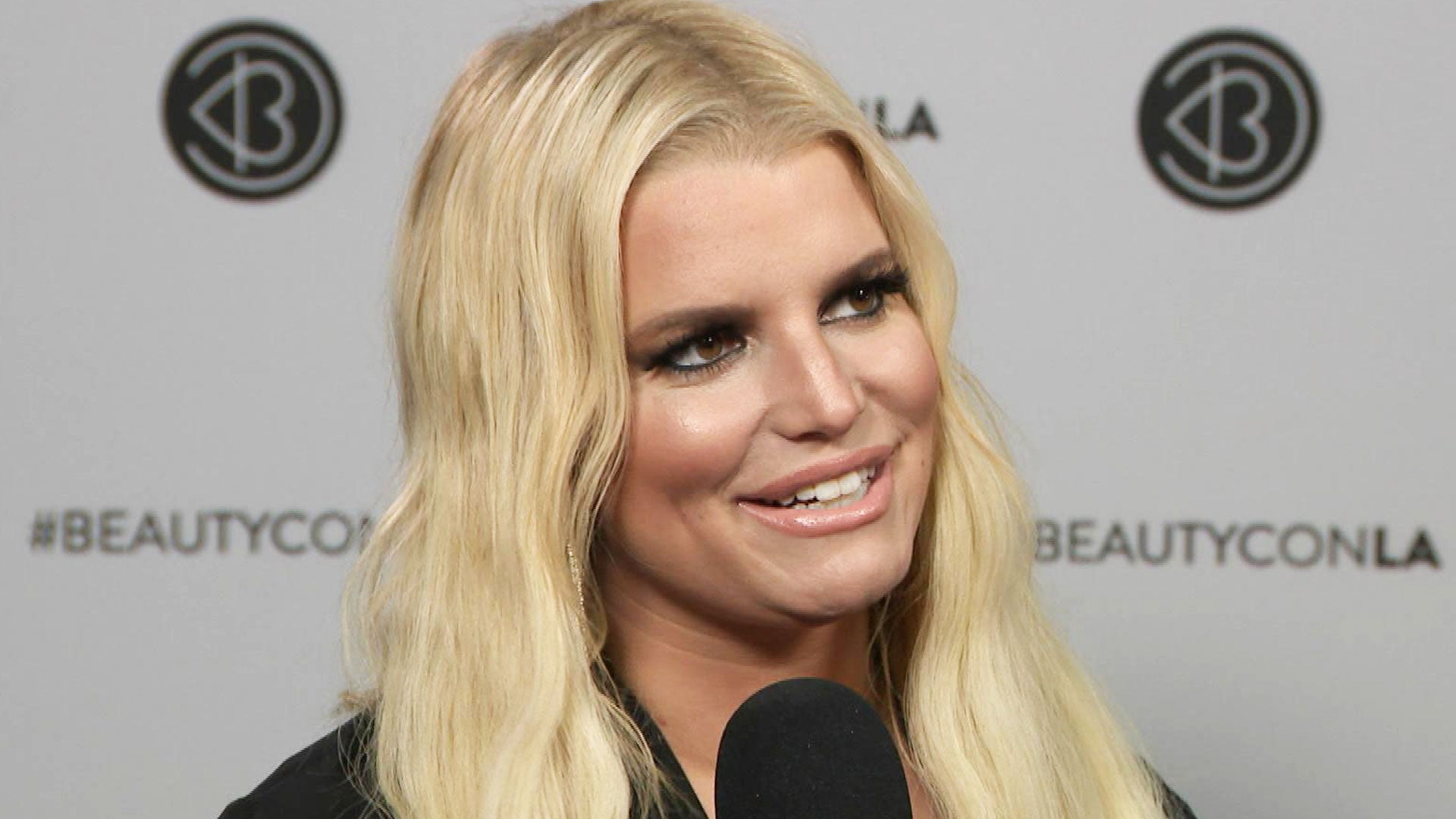 Jessica Simpson Has To Explain To Her Kids Why People Bash Her