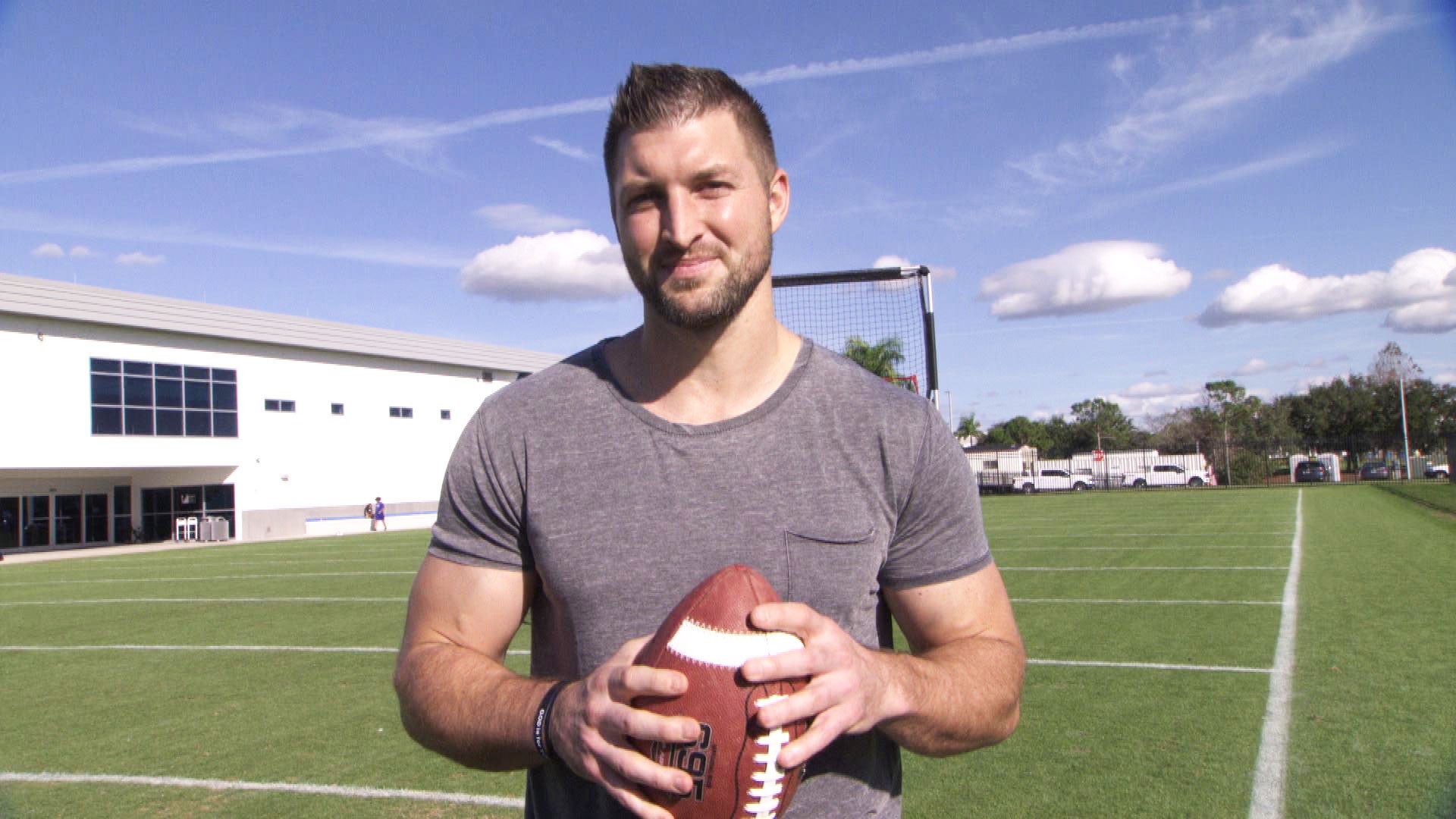 New York Mets video: Tim Tebow shares workout amid season delay