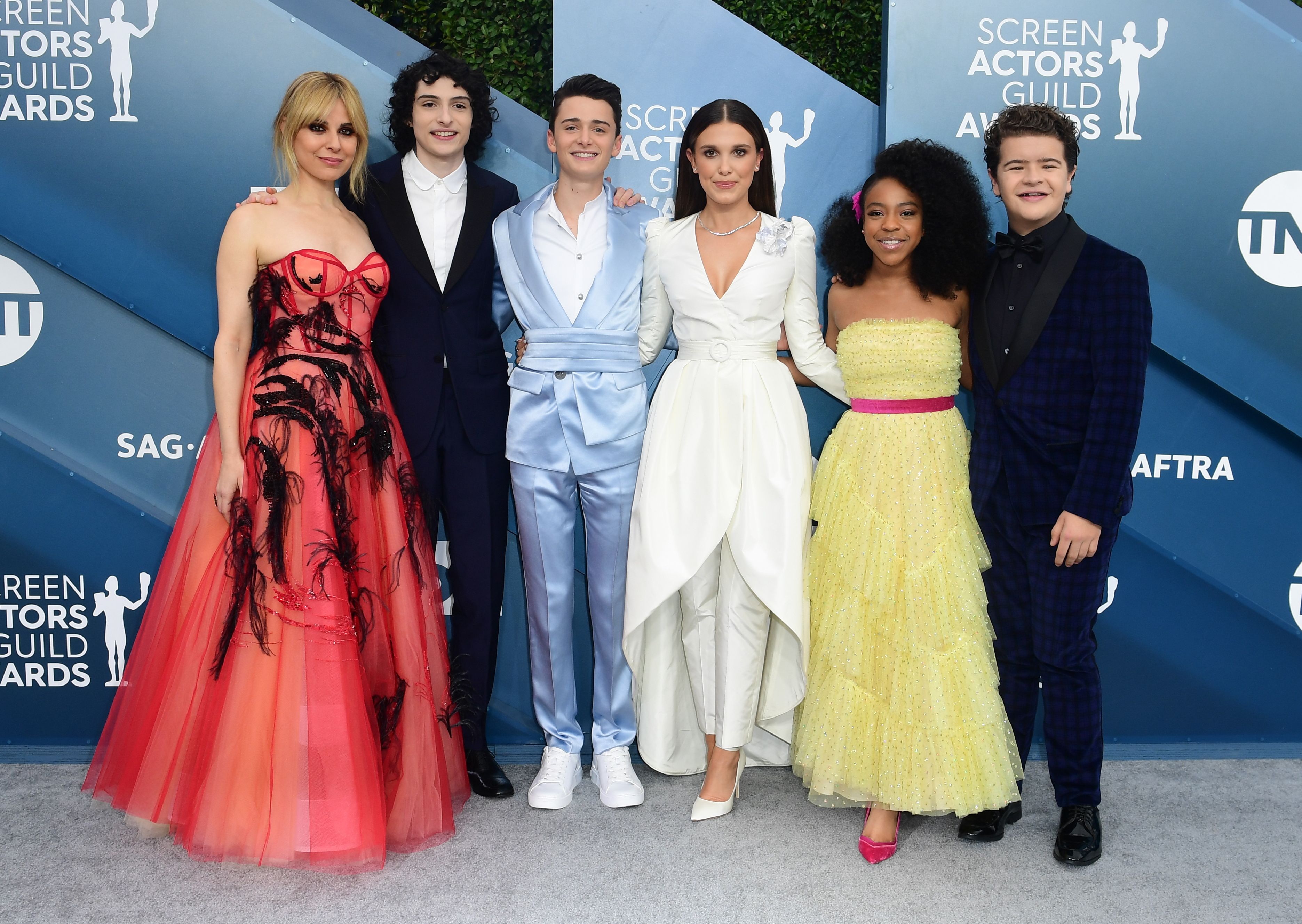 Millie Bobby Brown Attends SAG Awards in an '80s Wedding Dress