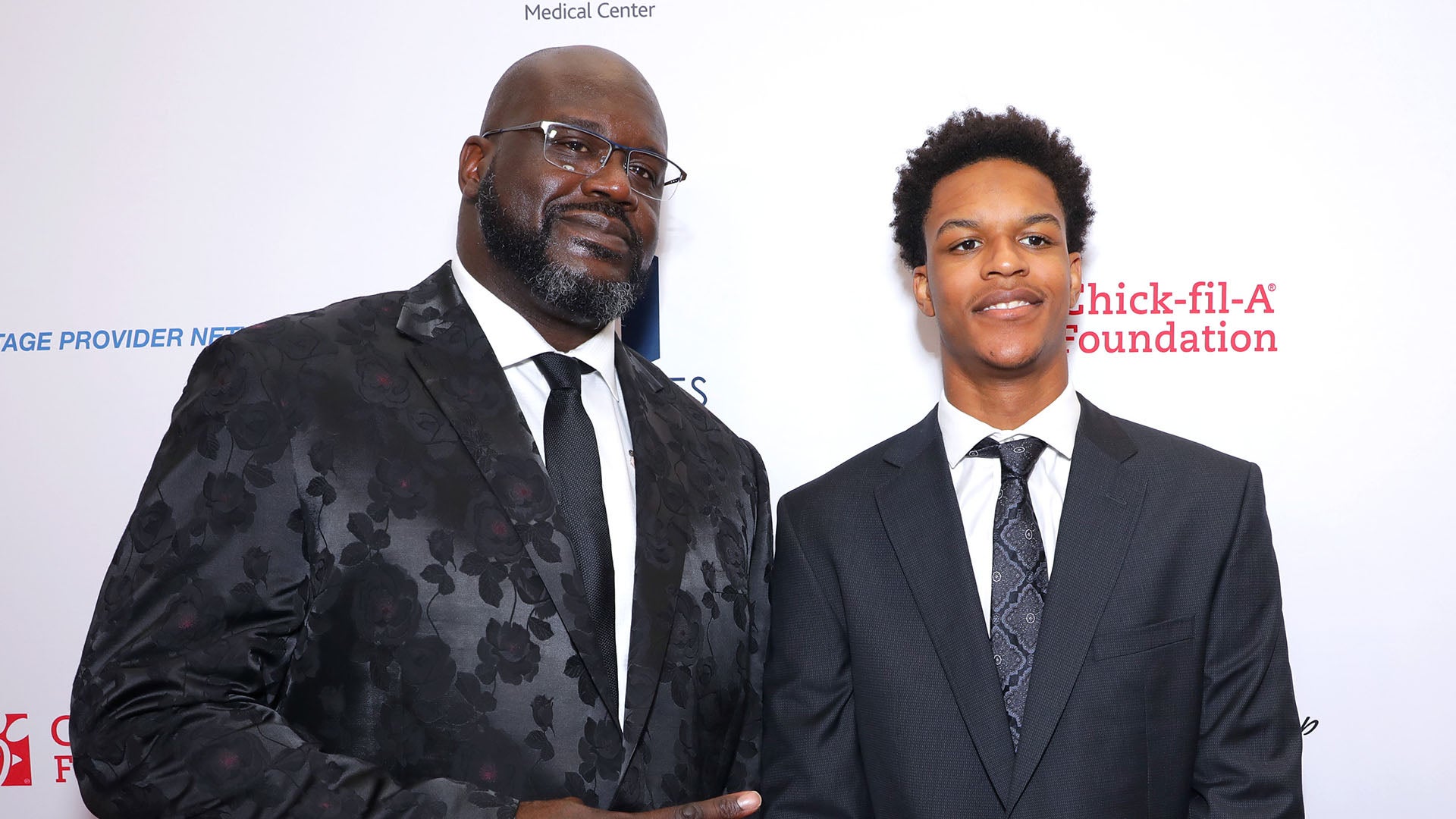 Shaquille O'Neal's son, Shareef O'Neal could sign with Lakers