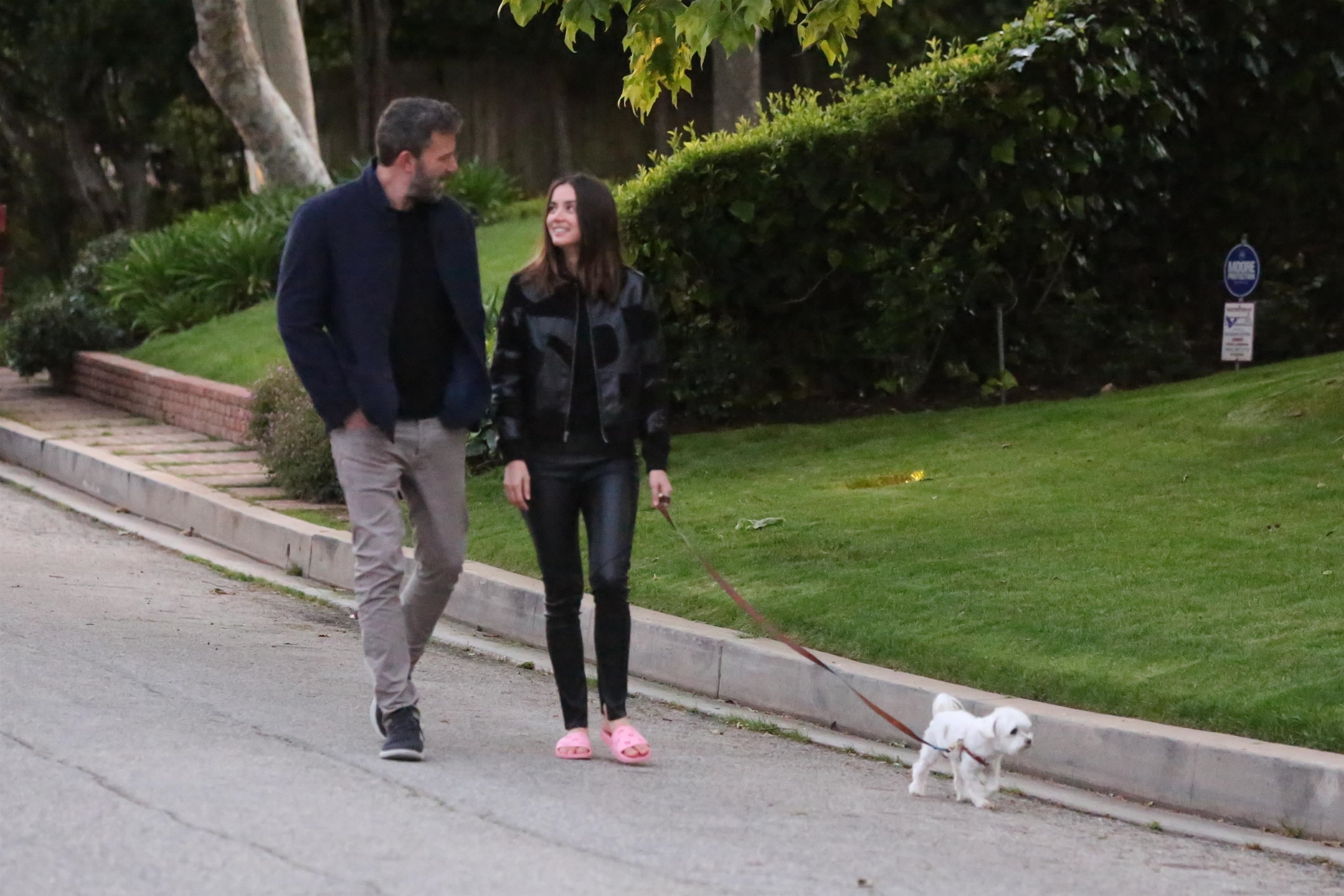 Ben Affleck and Ana de Armas share a kiss during Los Angeles stroll, London Evening Standard