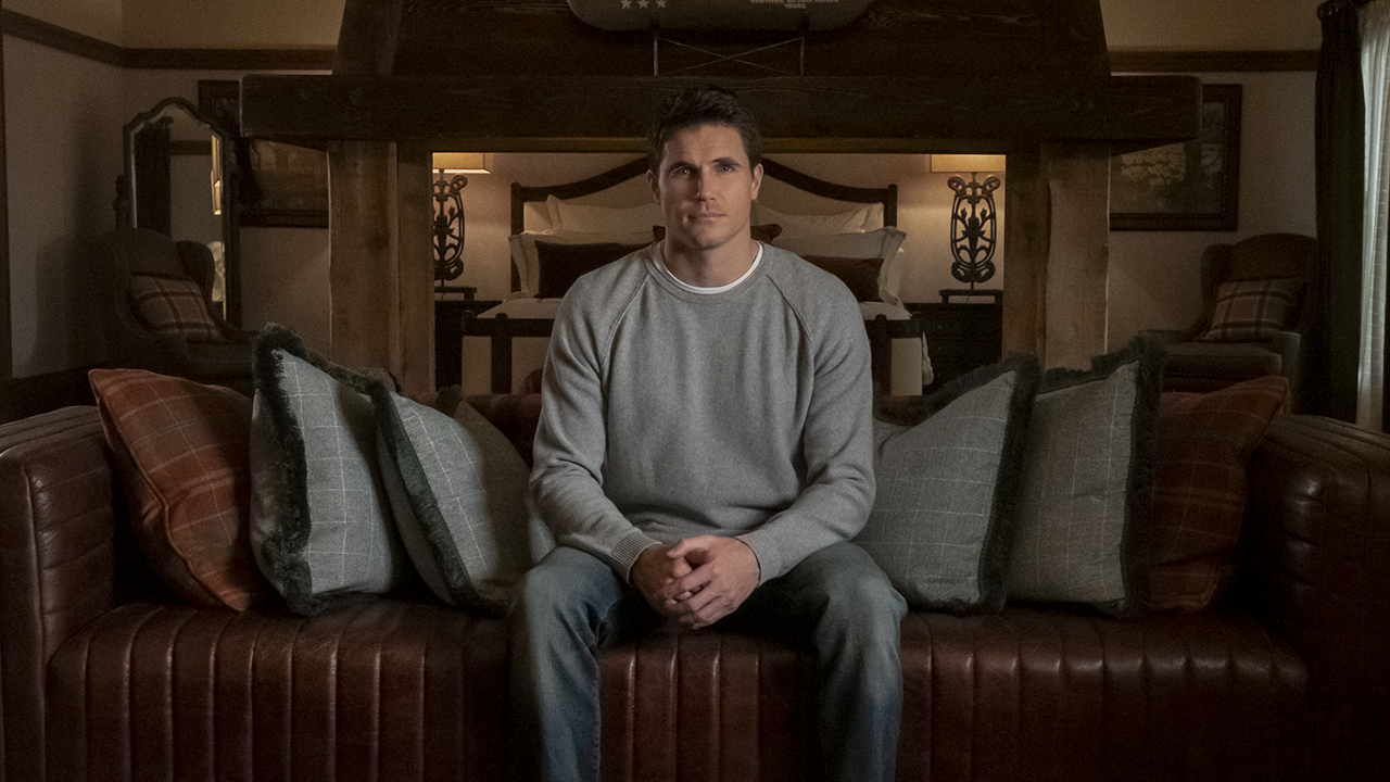 Robbie Amell 'Upload'  Sci-Fi Comedy Gets Series Order — Greg Daniels  – TVLine