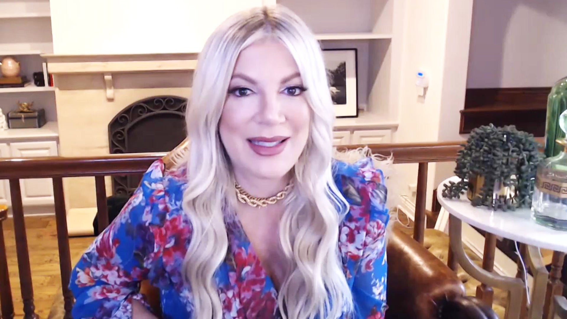Tori Spelling Teases Plans For S 30th Anniversary Exclusive Entertainment Tonight