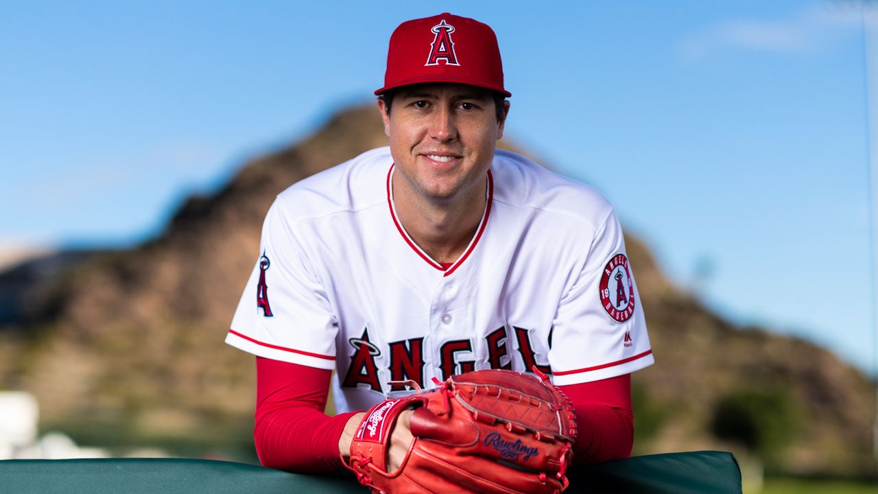 Los Angeles Angels Pitcher Tyler Skaggs Dead at 27
