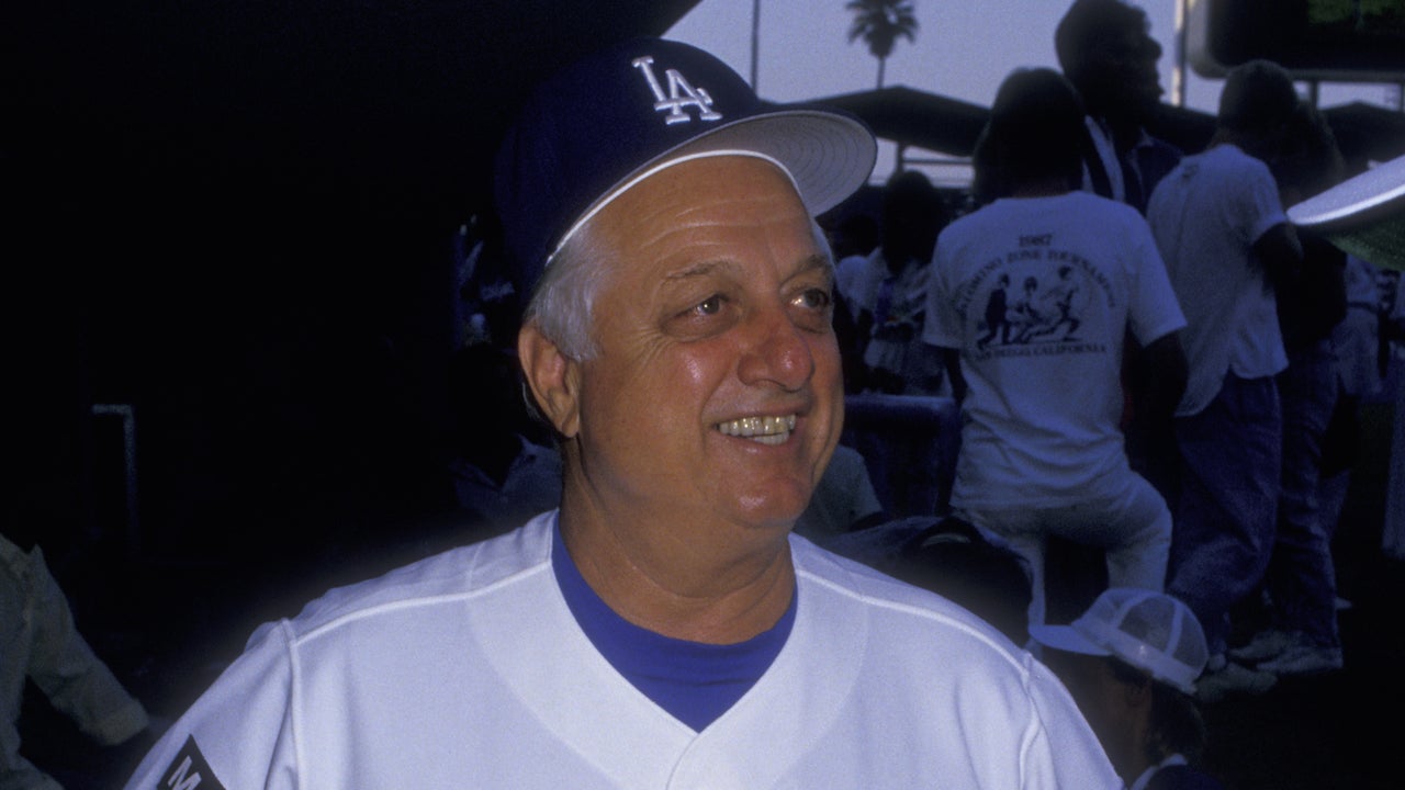 Tommy Lasorda, Hall of Fame manager and Dodgers legend, dead at 93 