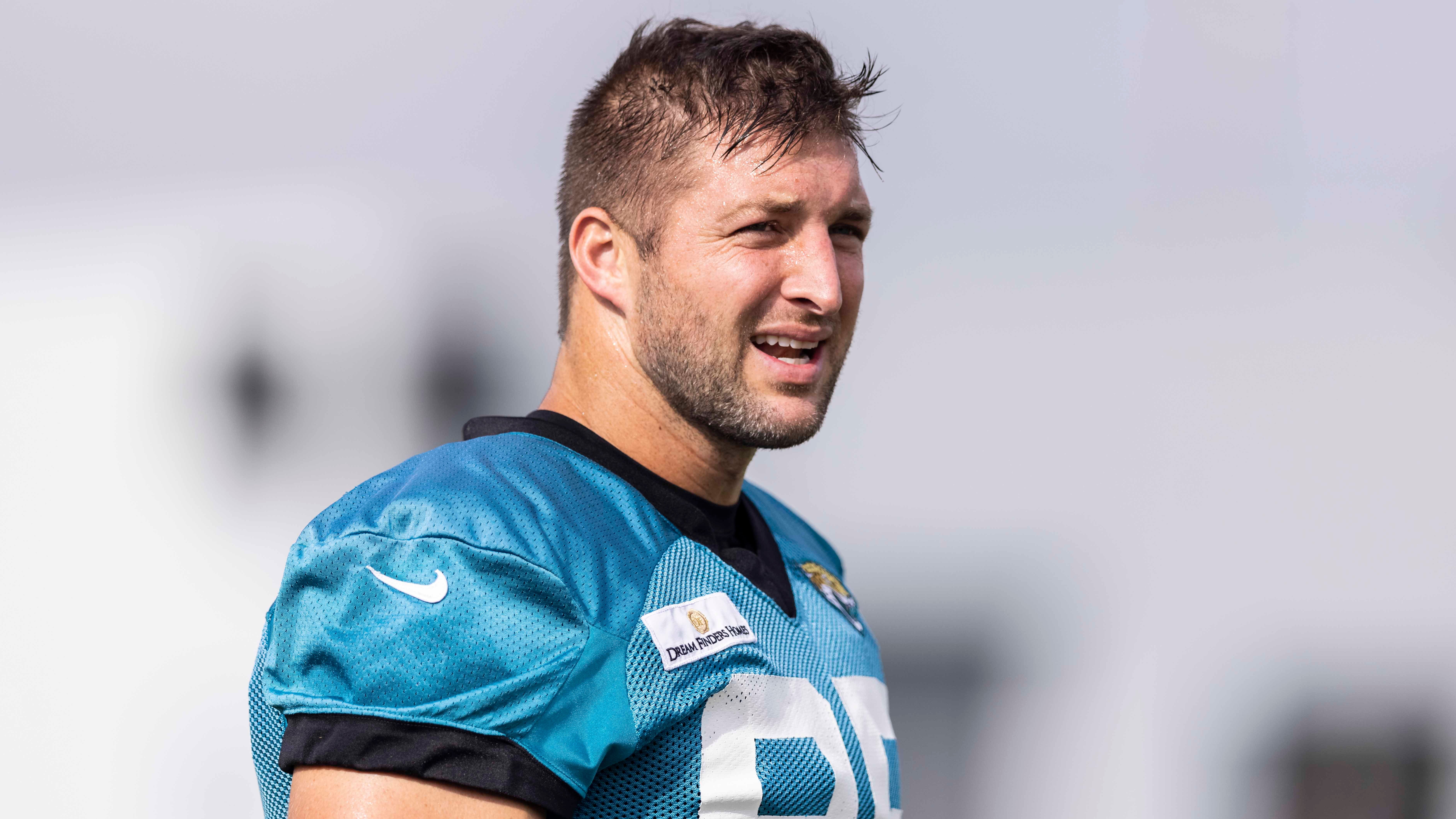 Tim Tebow NFL dreams end as Jaguars cut experiment at tight end - Sports  Illustrated