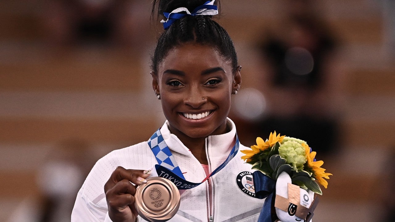 Simone Biles Says Her Bronze Olympic Medal Means More Than All Of The Golds Entertainment Tonight