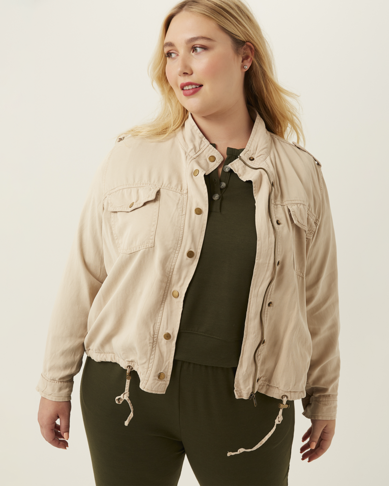 9 Plus-Size and Size-Inclusive Clothing Brands to Shop Now ...