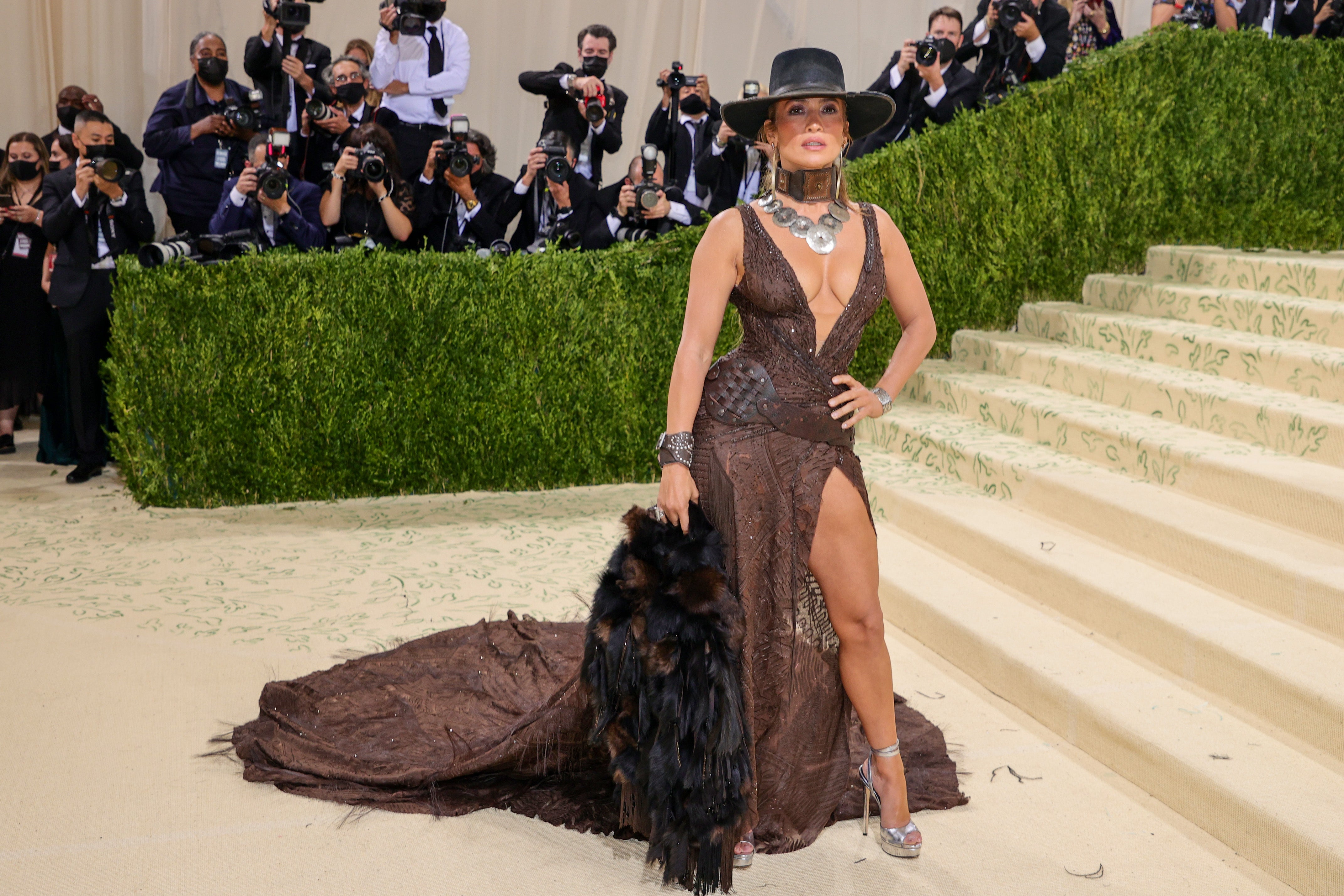 Jennifer lopez dress 2024 at the met