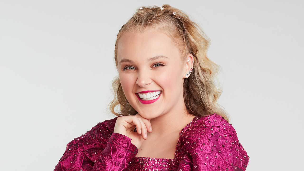 Social media sensation and recording artist JoJo Siwa hits the