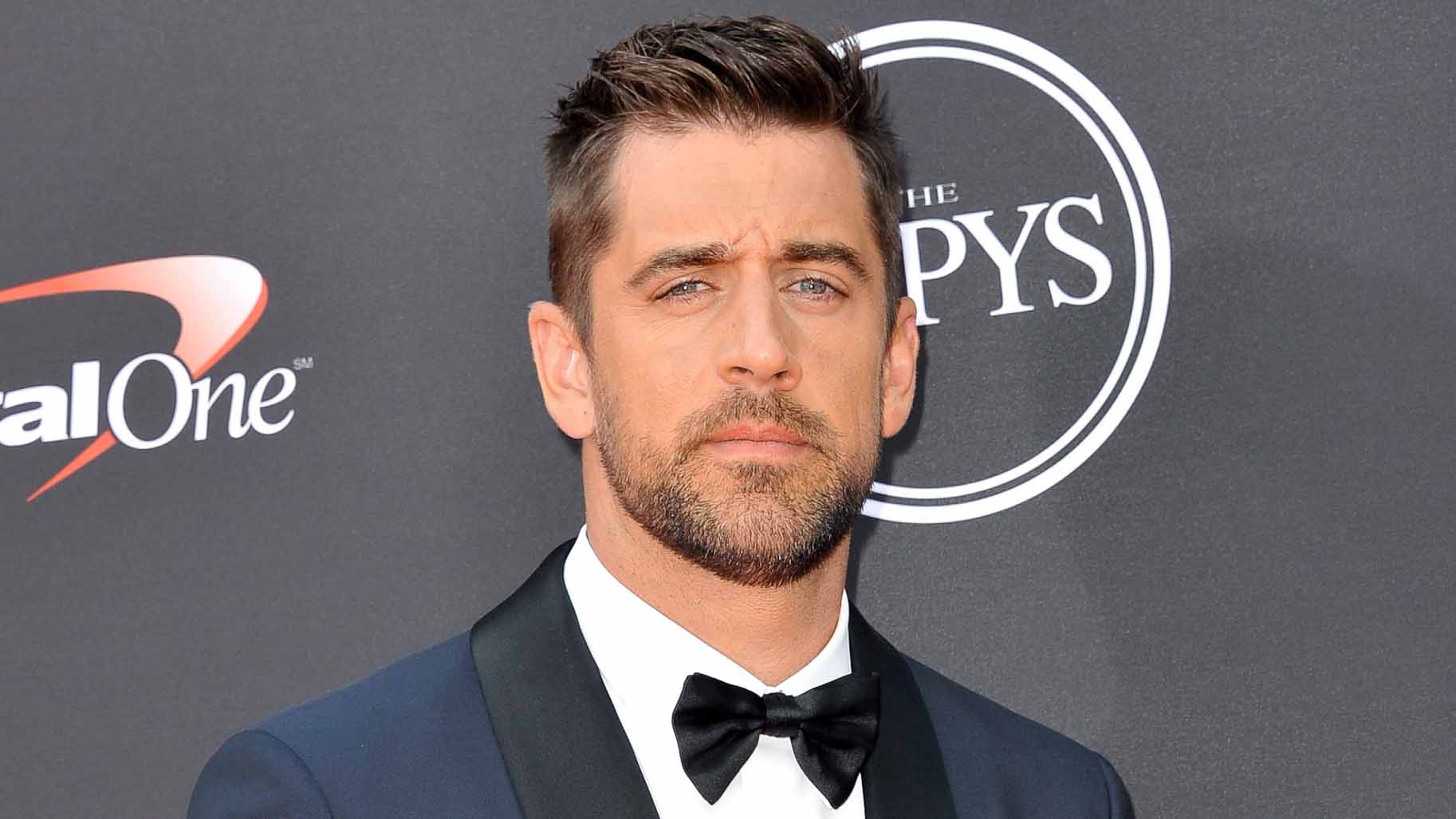 Aaron Rodgers Says He Didn't Get COVID-19 Vaccine Due to Allergy – The  Hollywood Reporter