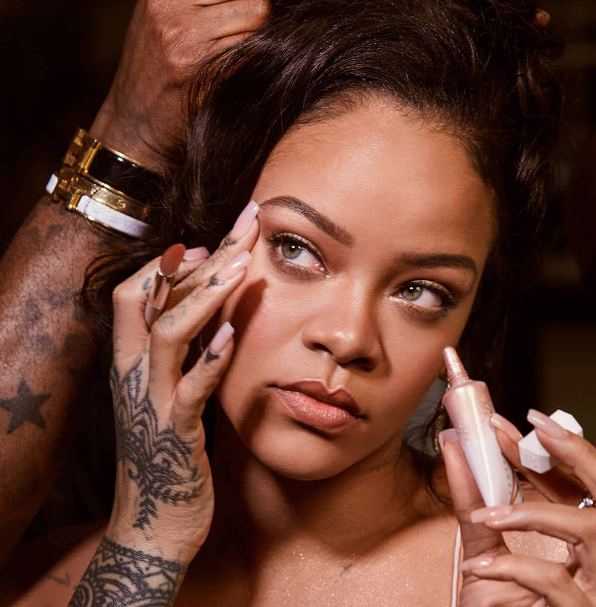 Fenty Beauty S New Icon Lipstick Is Inspired By Rihanna S Cupid S Bow Entertainment Tonight