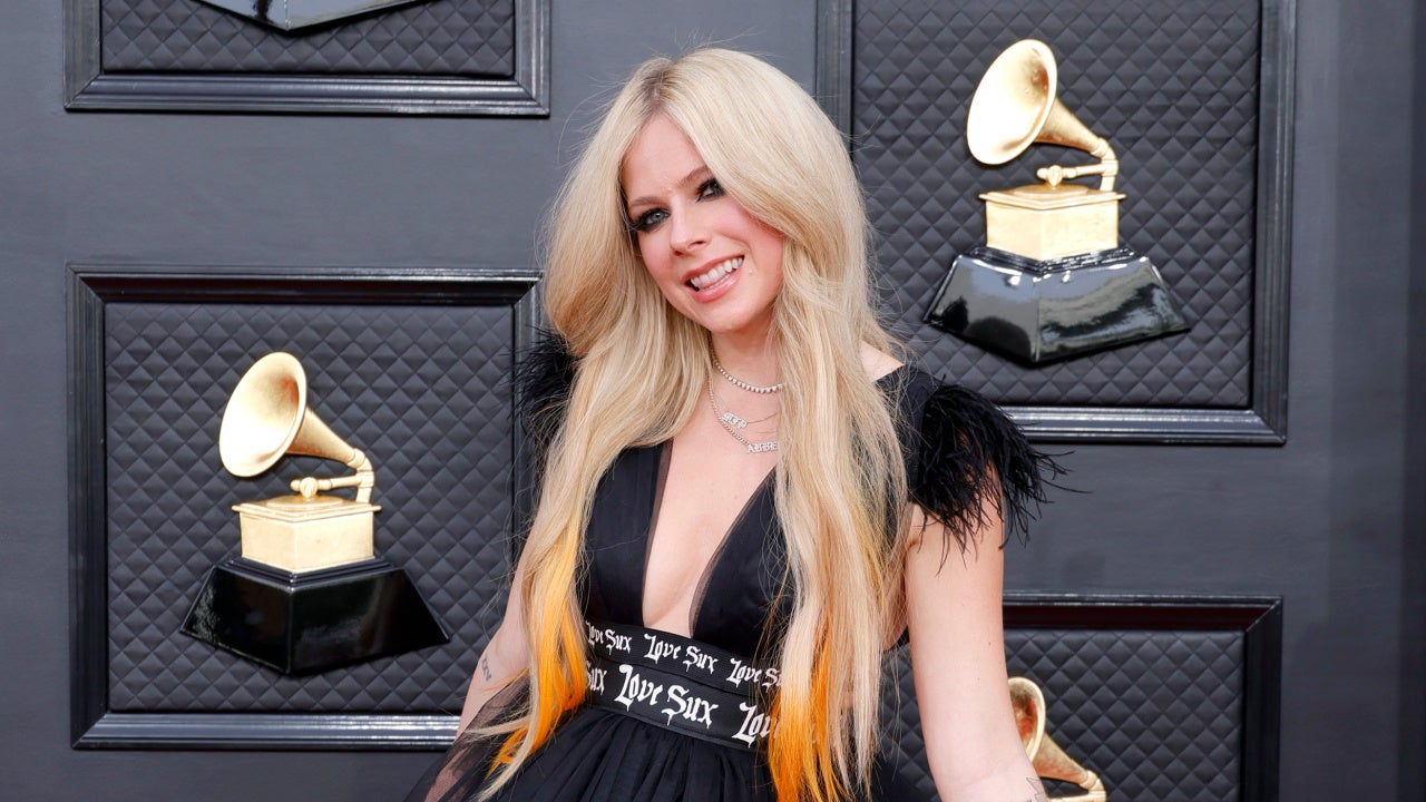 Go find a sk8er boi, because Avril Lavigne is ready for a comeback -  HelloGigglesHelloGiggles